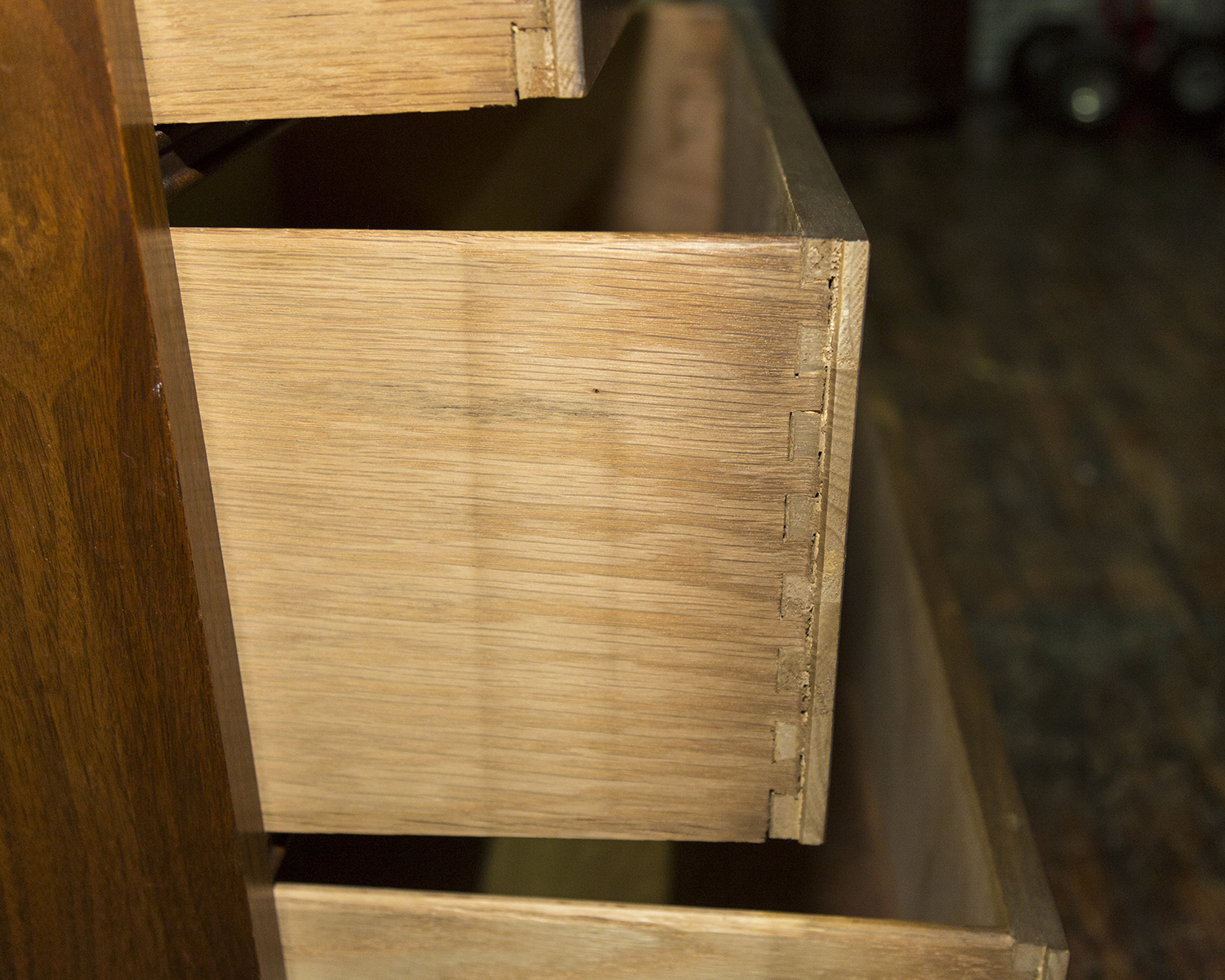 Mid Century Modern Chest of Drawers