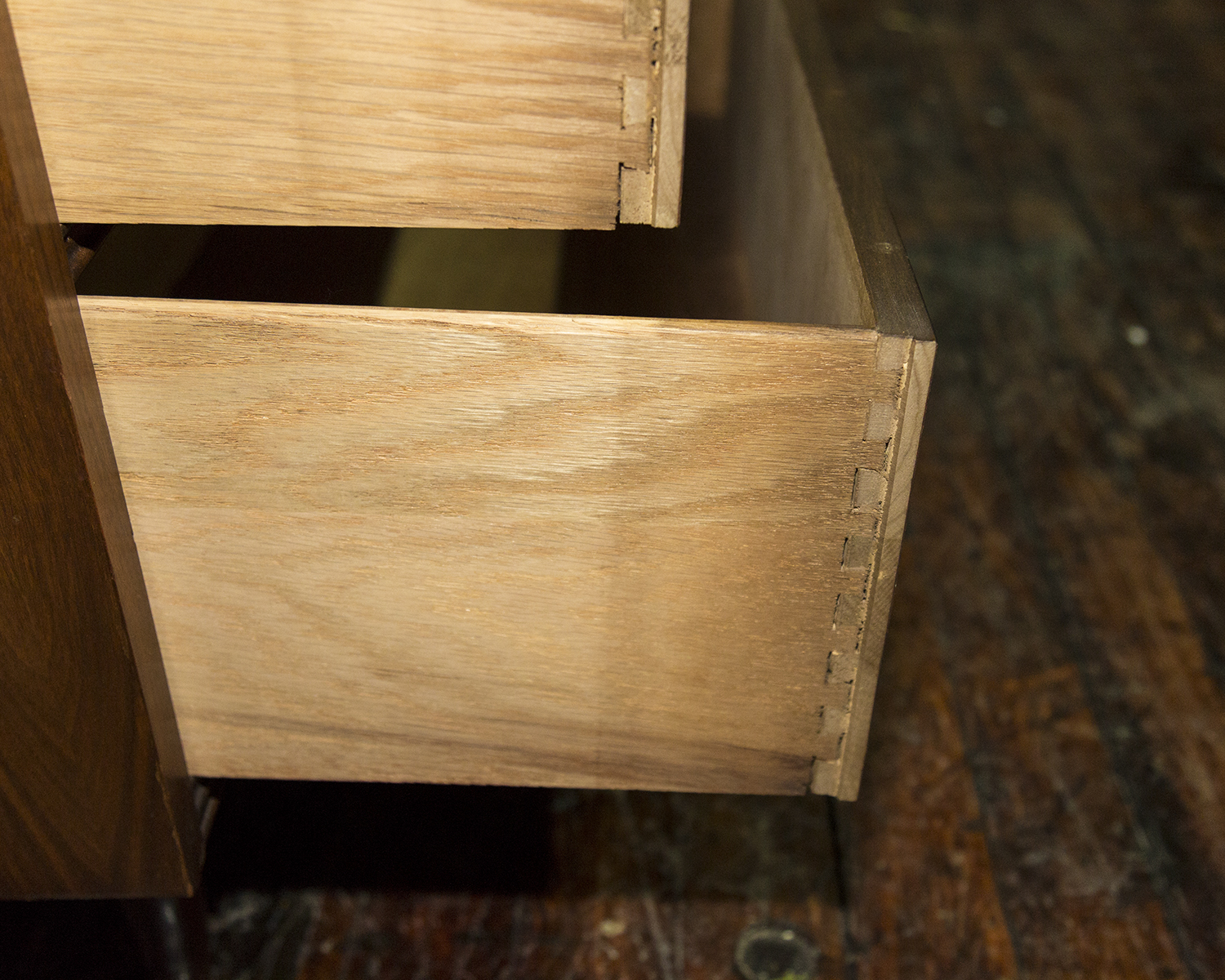 Mid Century Modern Chest of Drawers