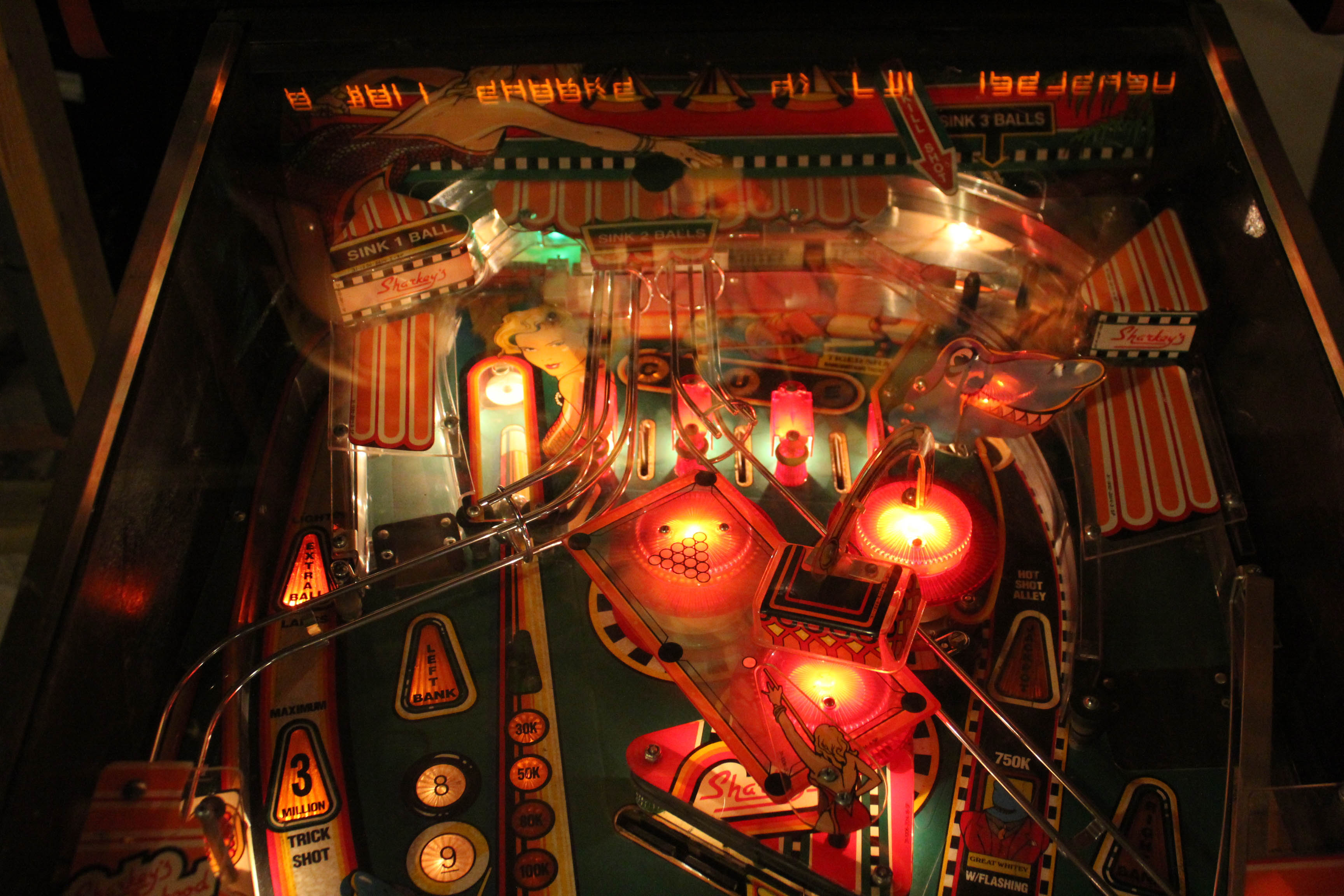 Bally "Pool Sharks" Pinball Machine