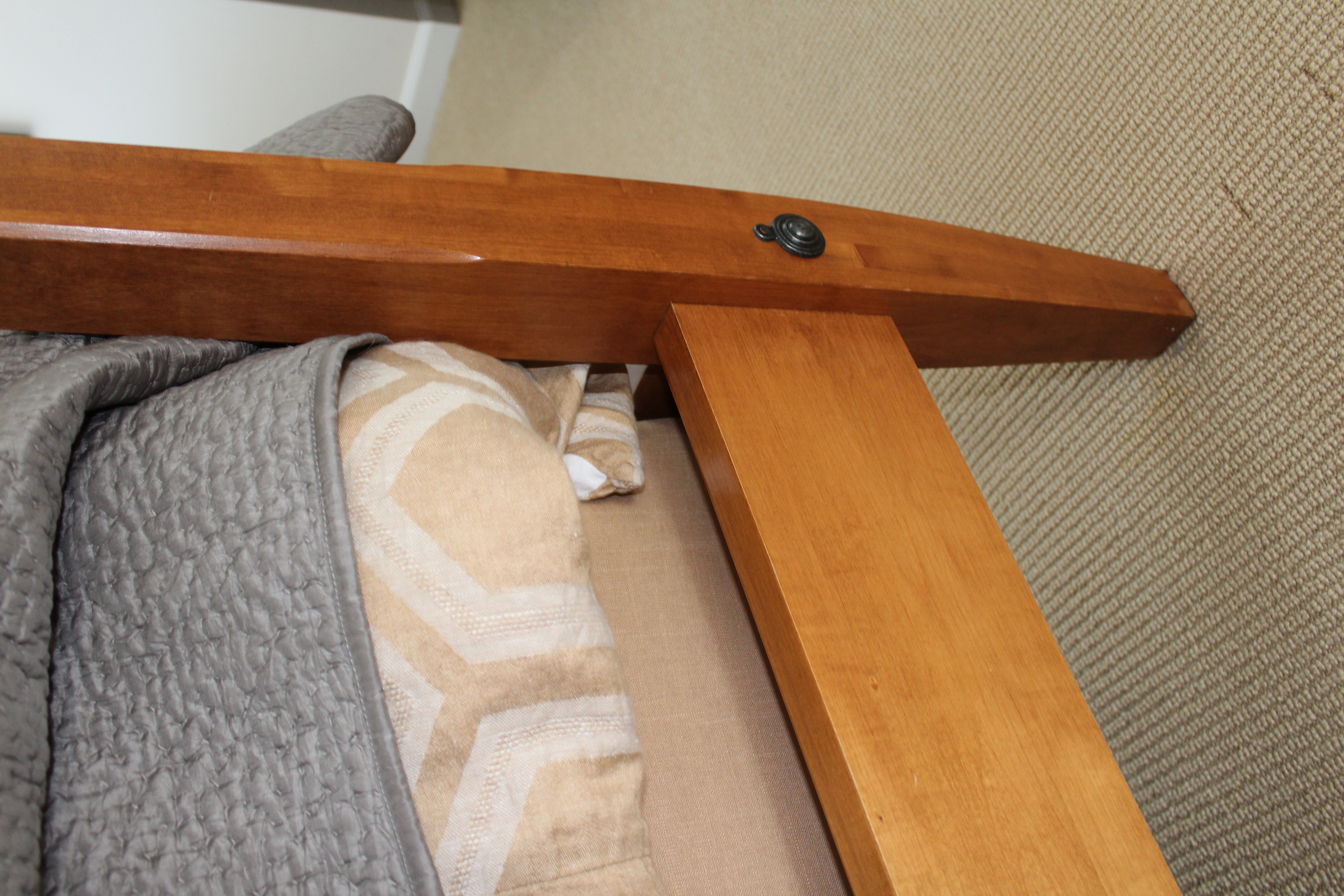 "Barrett" King Size Pencil Poster Bed Frame by Ethan Allen