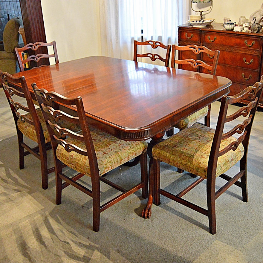 Vintage Chippendale Style Mahogany Dining Set