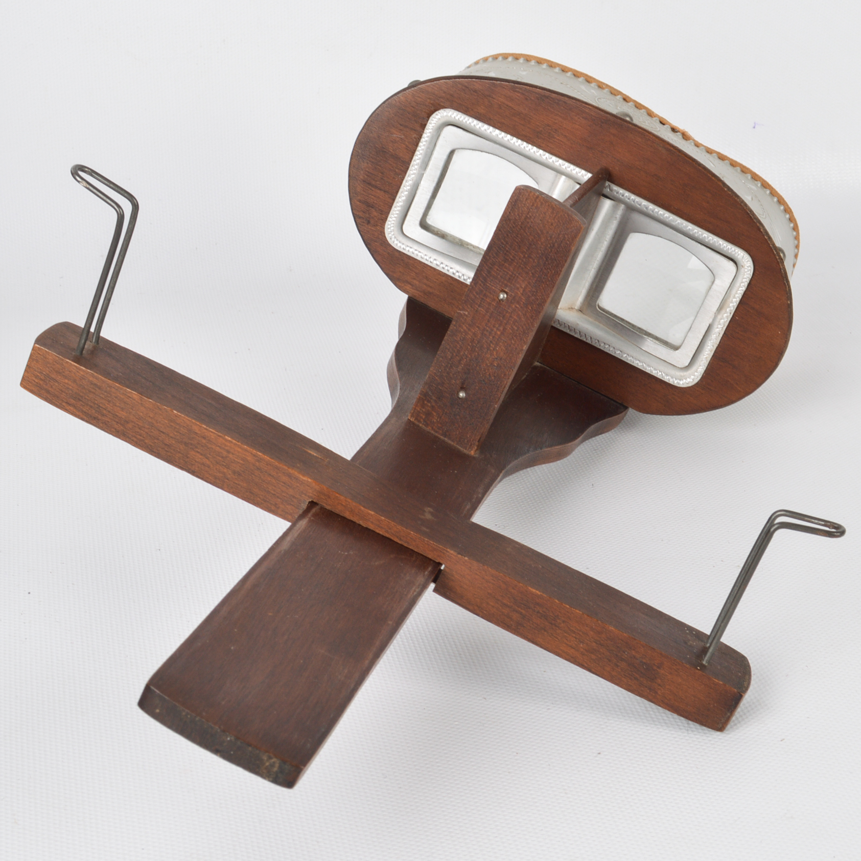 Antique Stereoscope and Stereographic Library