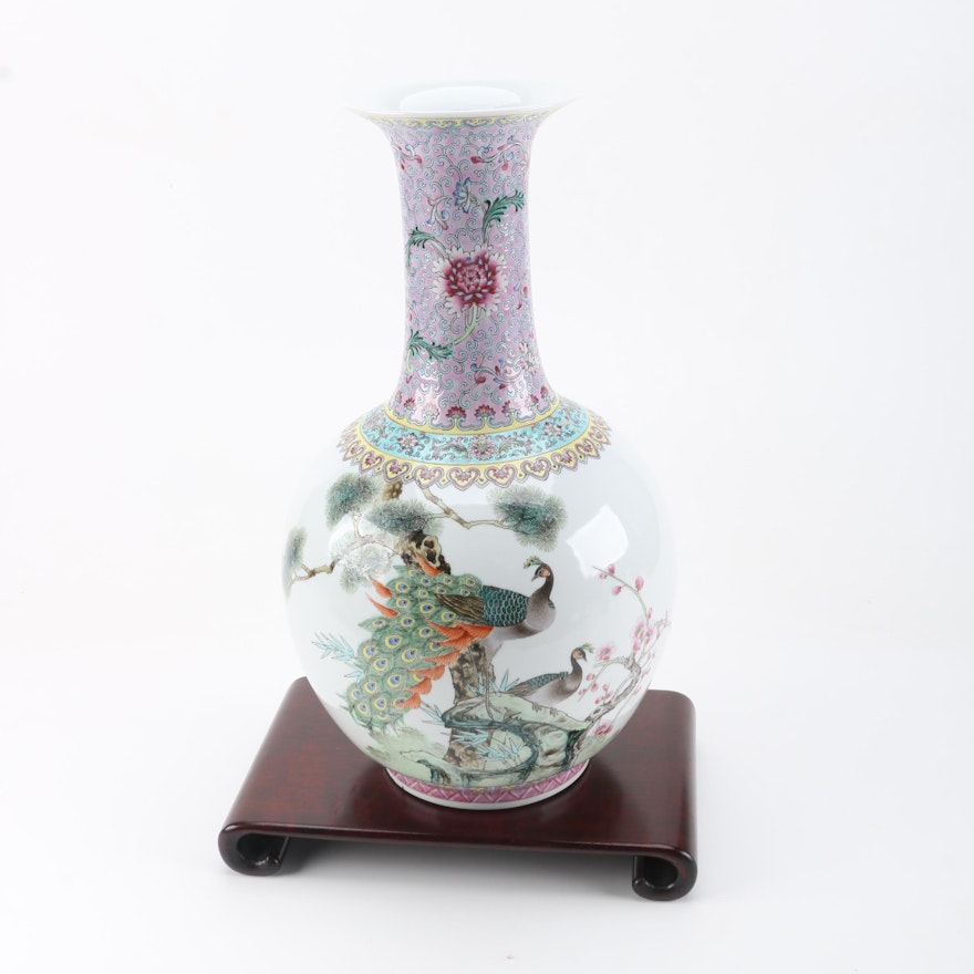 Chinese Ceramic Lobed Vase With Stand