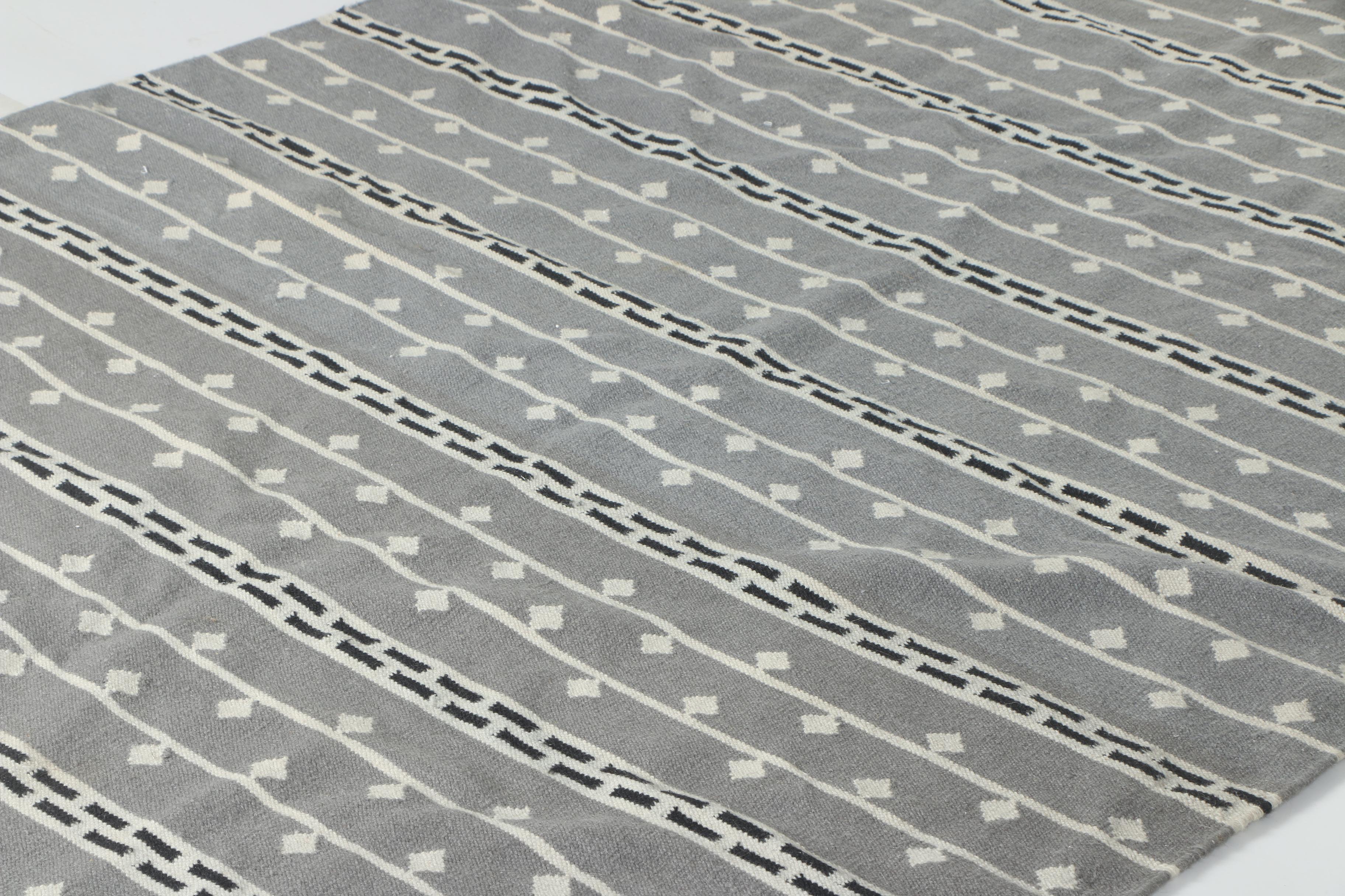 Knit Geometrical Rug