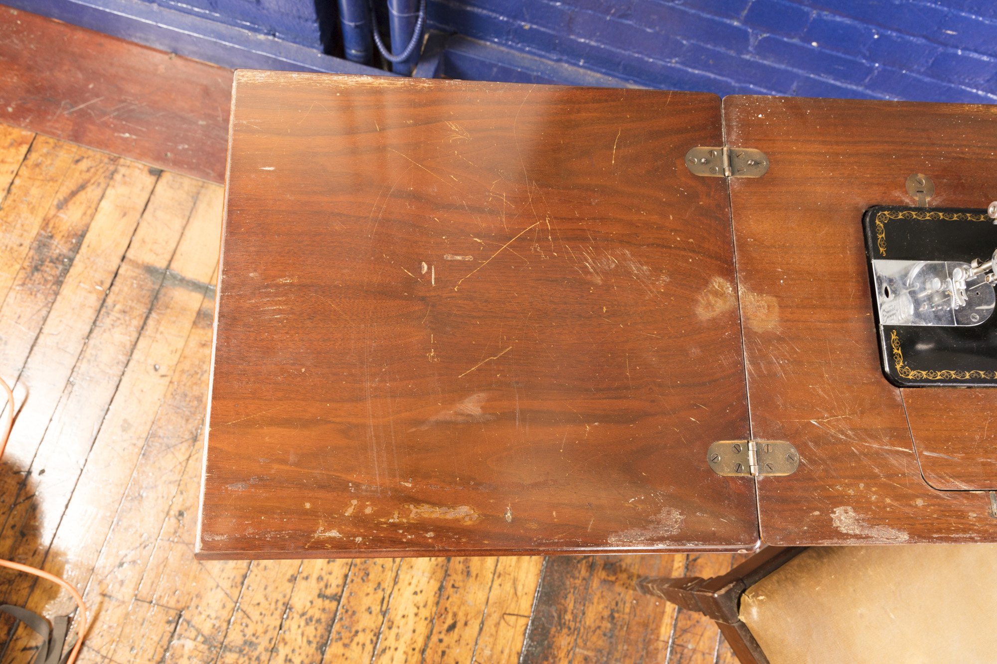 Vintage Singer Sewing Machine with Cabinet and Stool