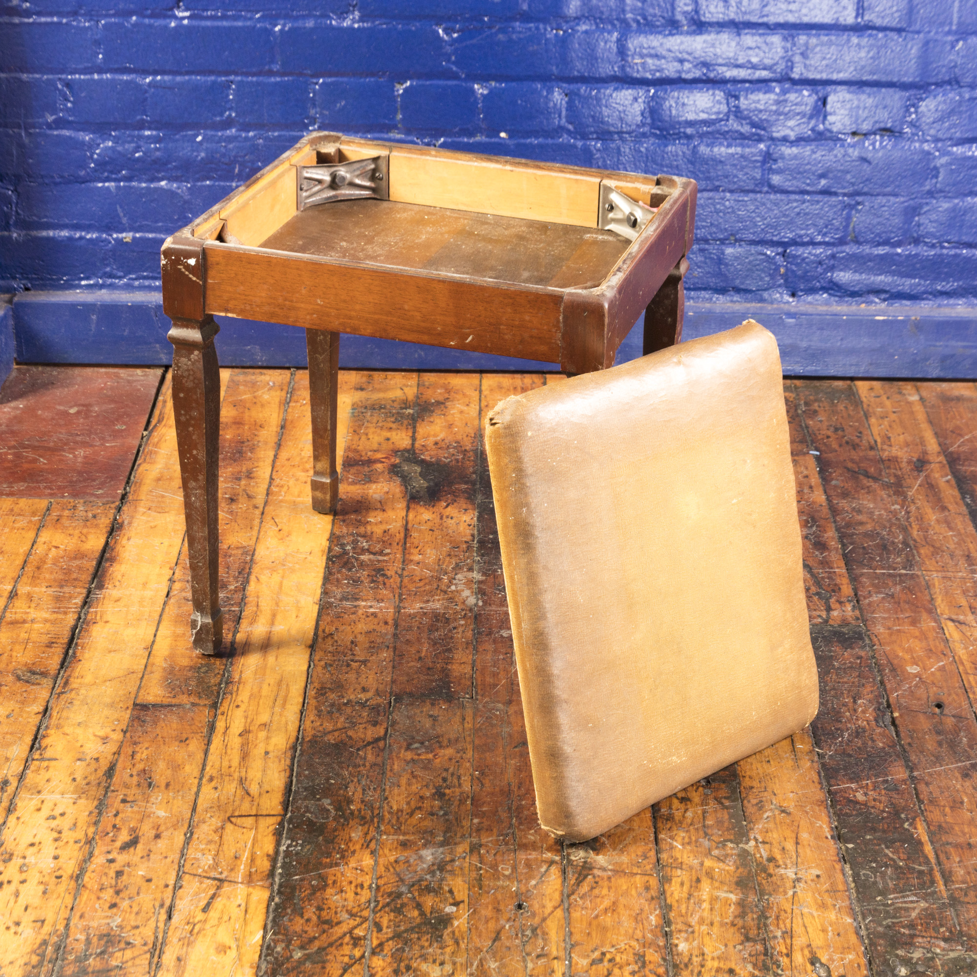 Vintage Singer Sewing Machine with Cabinet and Stool