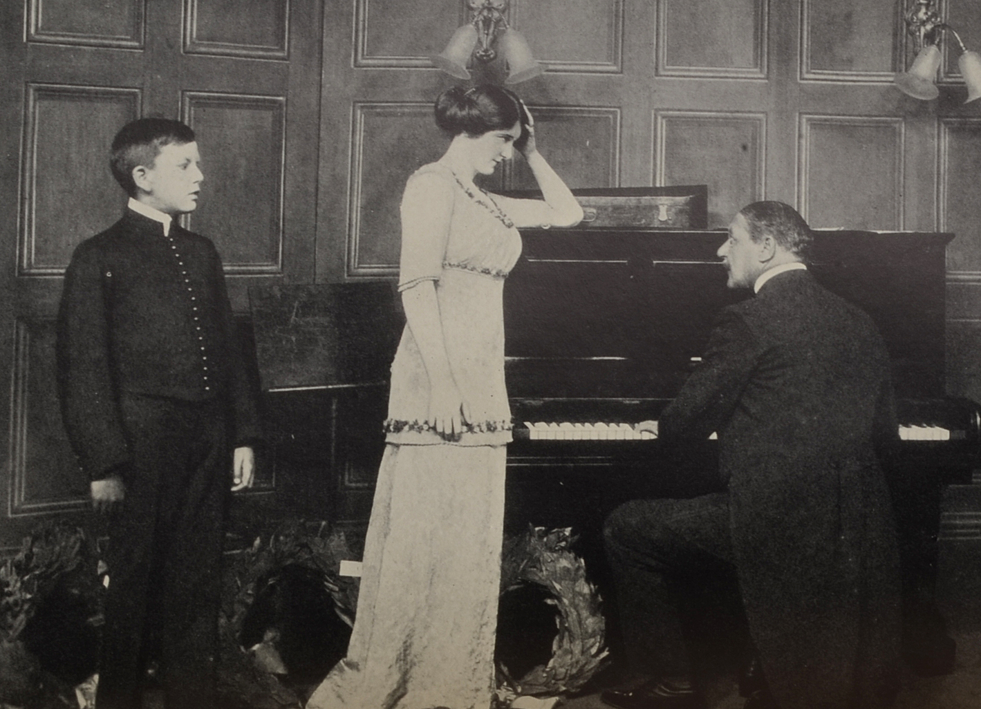 1937 Edition of 'Present Indicative" by Noel Coward, Inscribed by Robeson