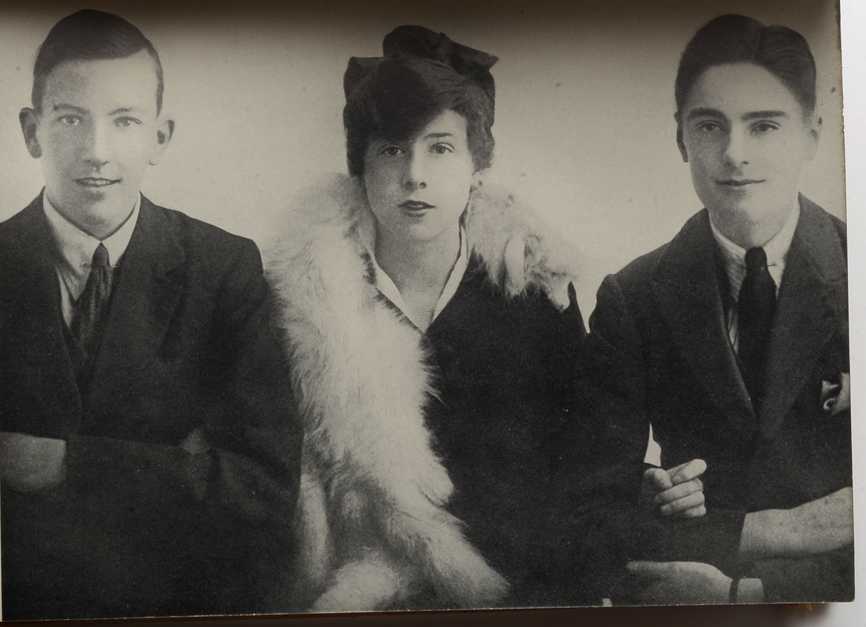 1937 Edition of 'Present Indicative" by Noel Coward, Inscribed by Robeson