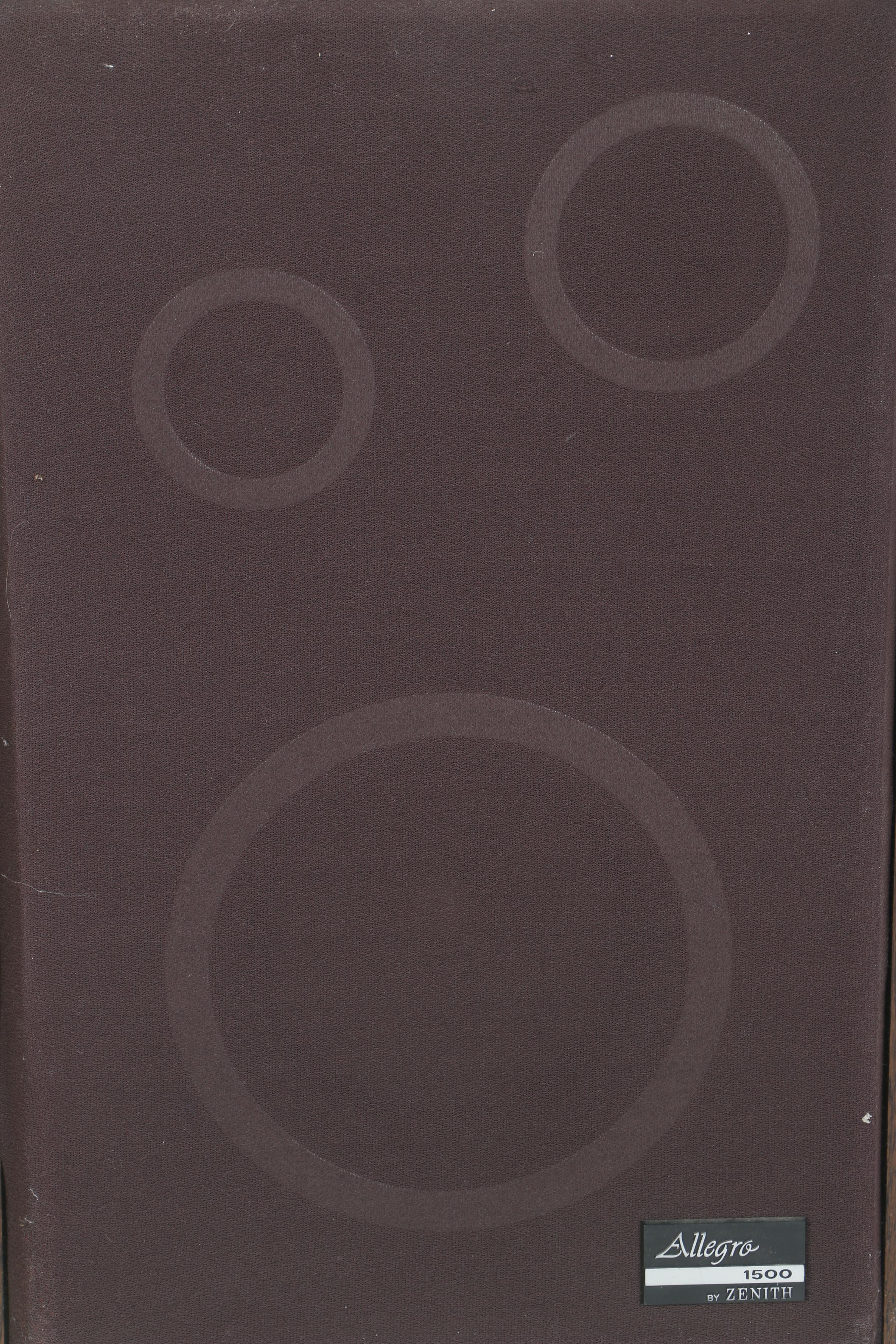 Zenith Record Player with Speakers