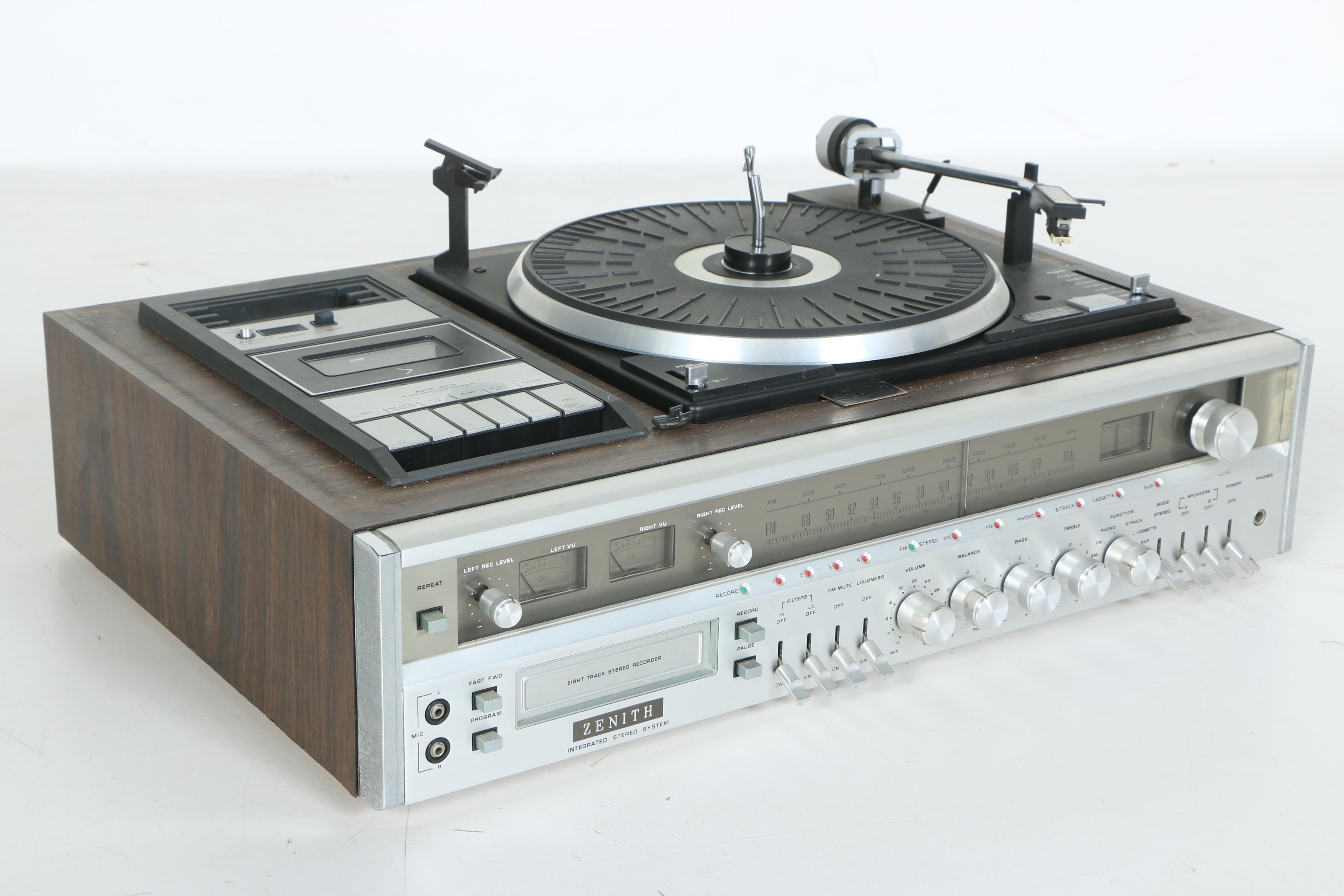 Zenith Record Player with Speakers