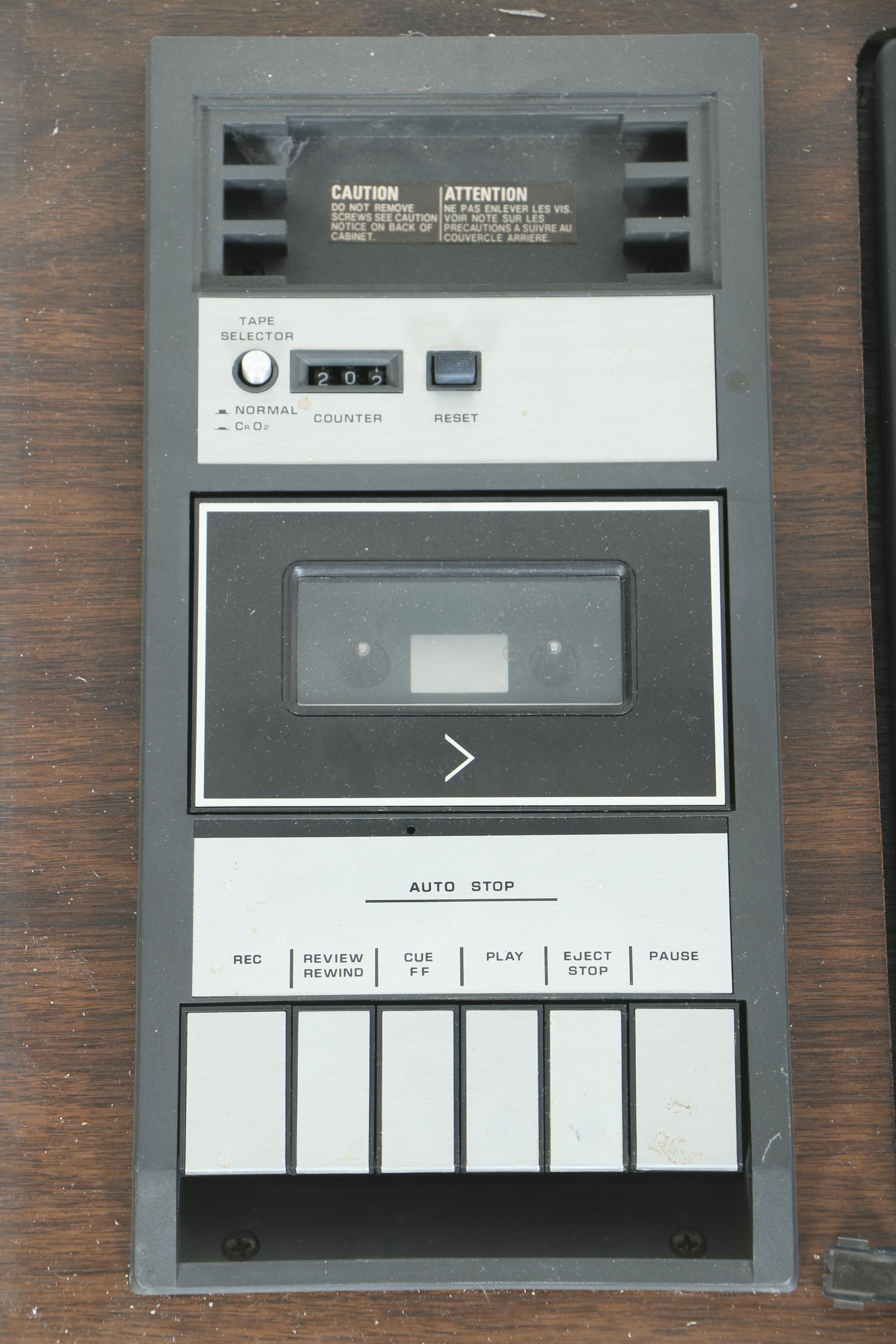 Zenith Record Player with Speakers