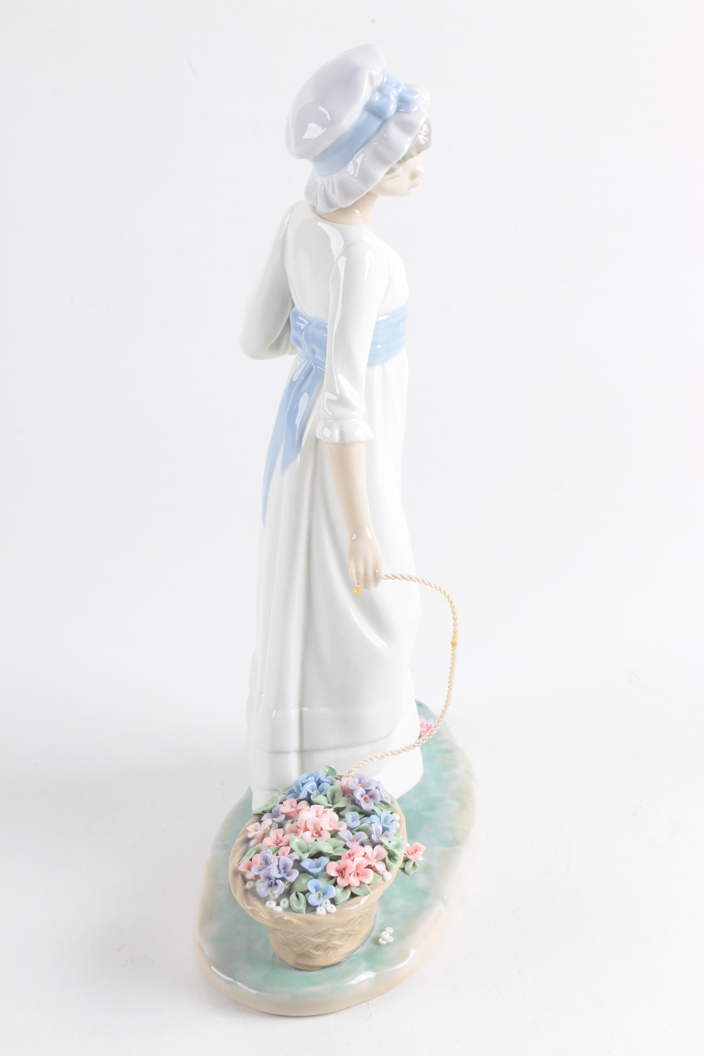 Lladro Porcelain Girl With Flower Basket Figurine