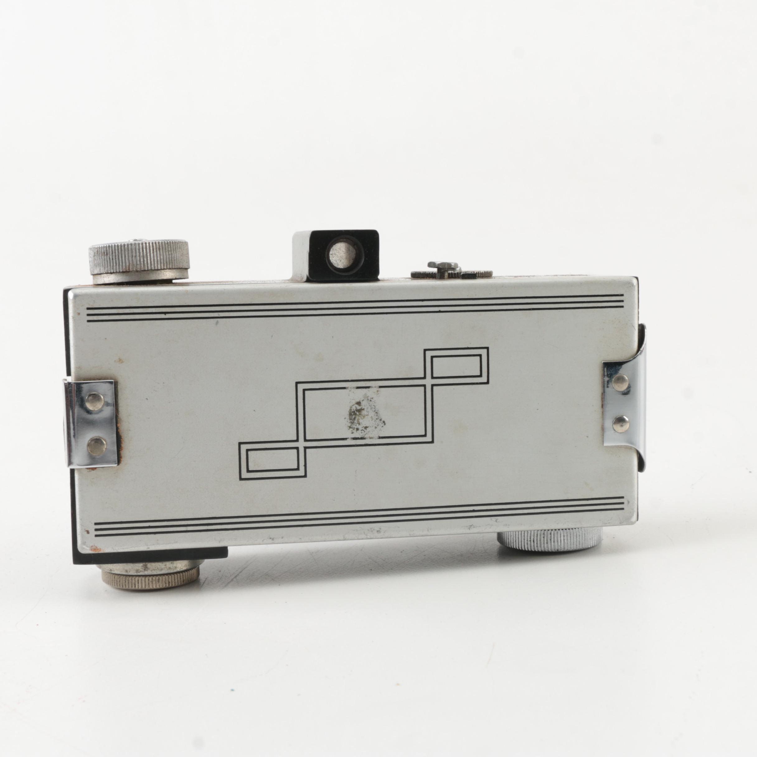 Vintage Argus and Minolta 35mm Film Cameras