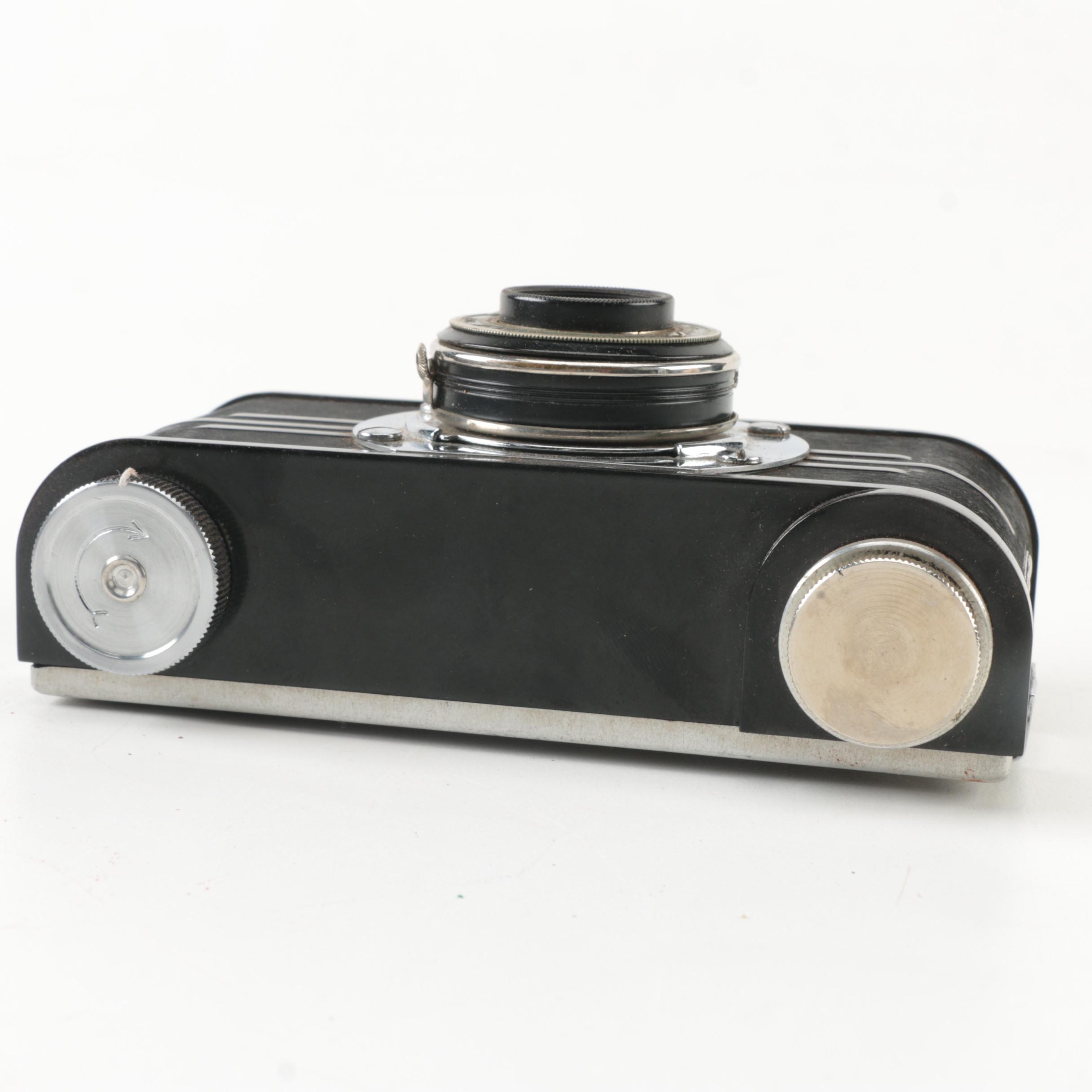 Vintage Argus and Minolta 35mm Film Cameras