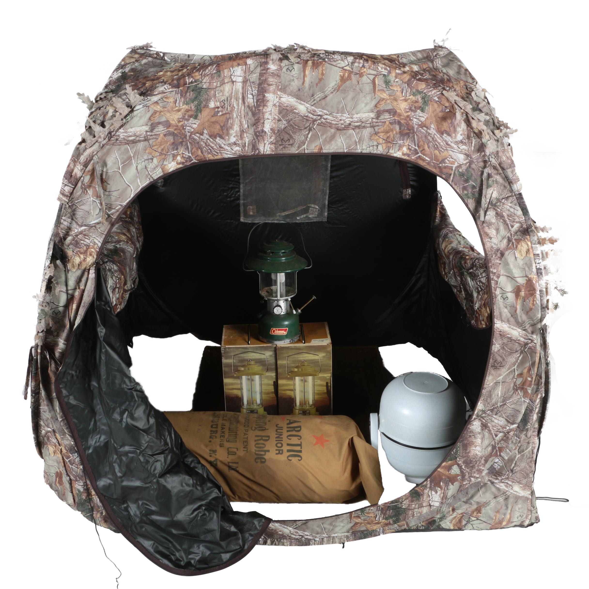 Ameristep "Realtree Xtra" Ground Blind with Lanterns and Camping Gear