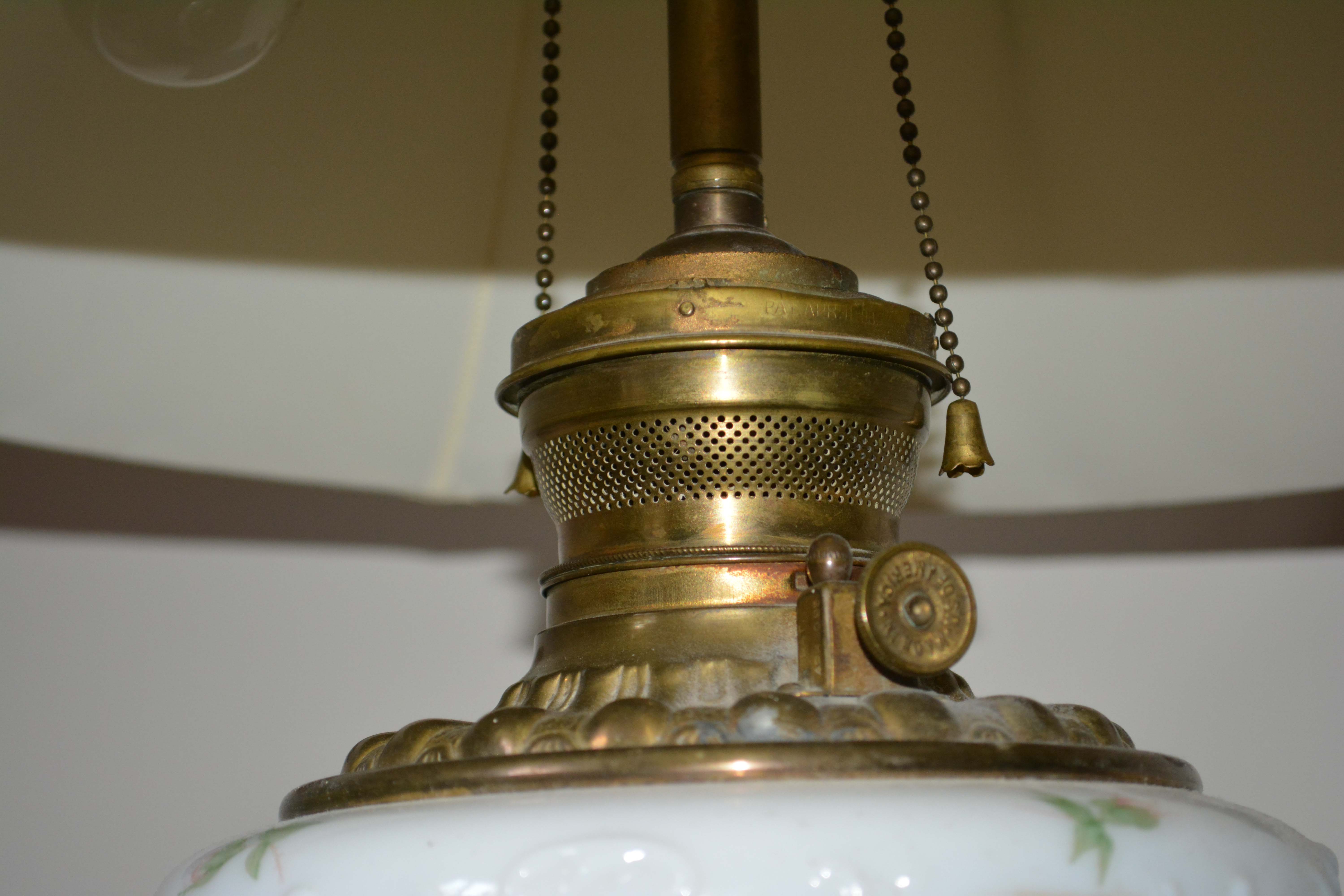Vintage Pressed Milk Glass Table Lamp