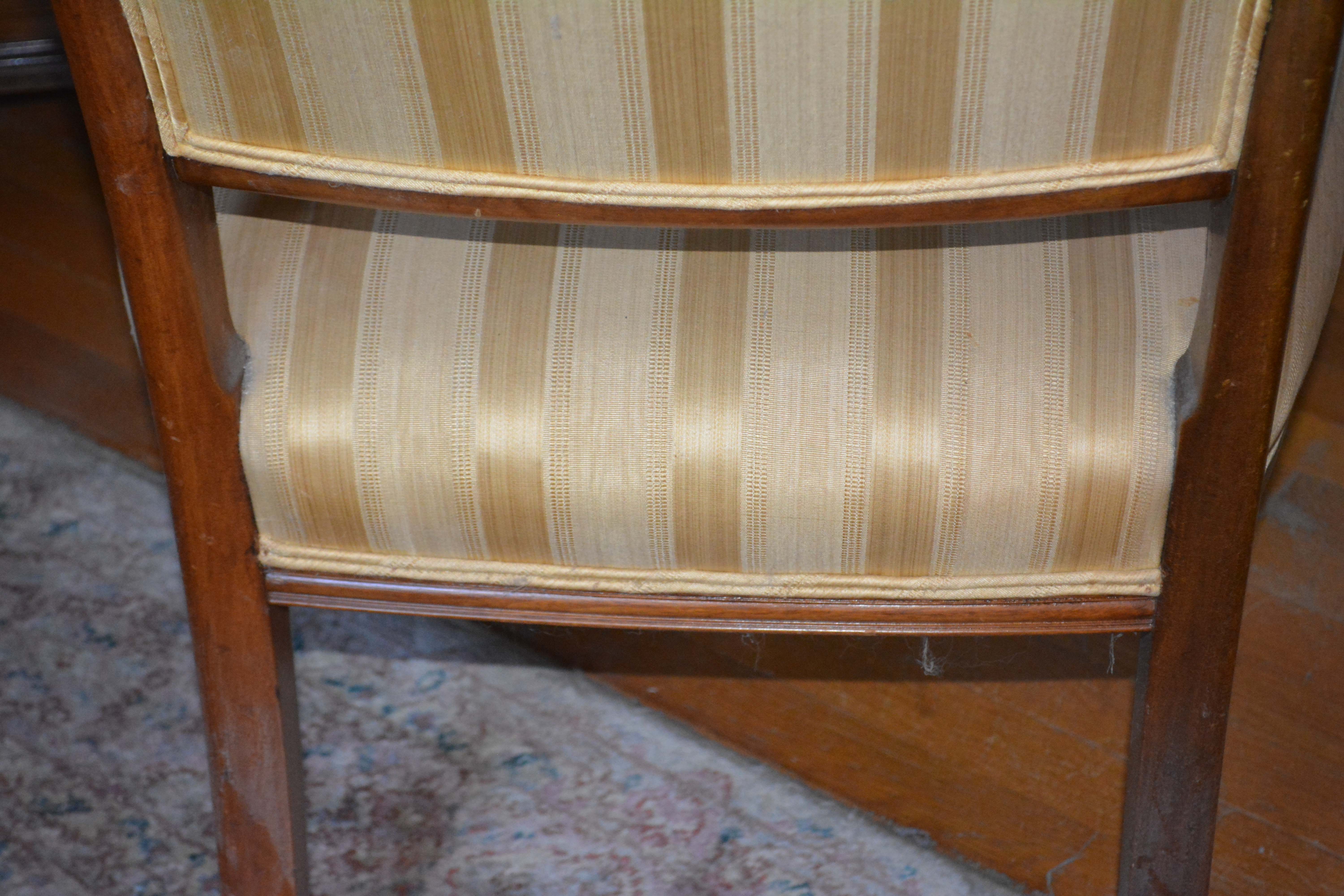 Vintage Sheraton Style Dining Chairs