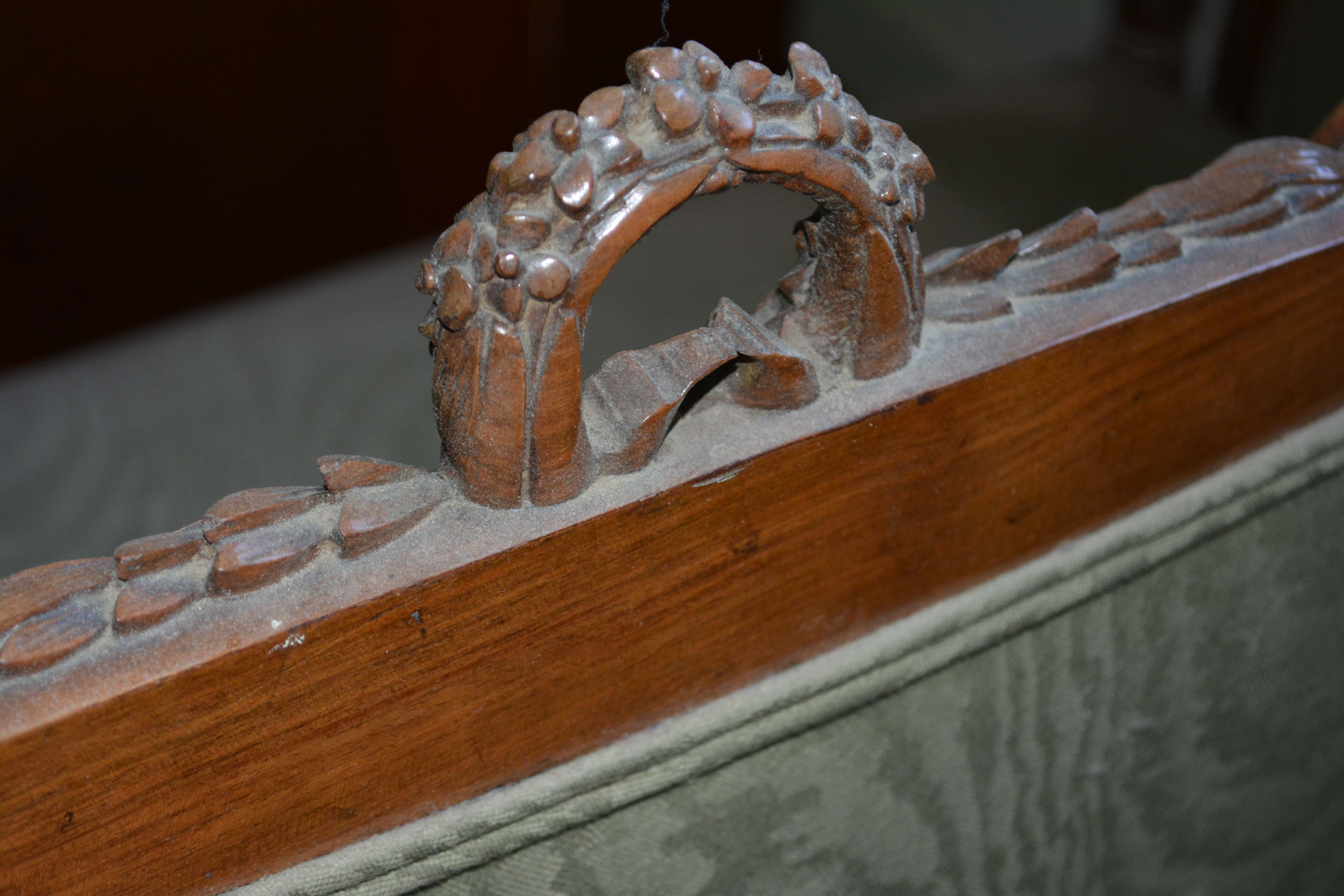 Louis XVI Style Upholstered Canapé