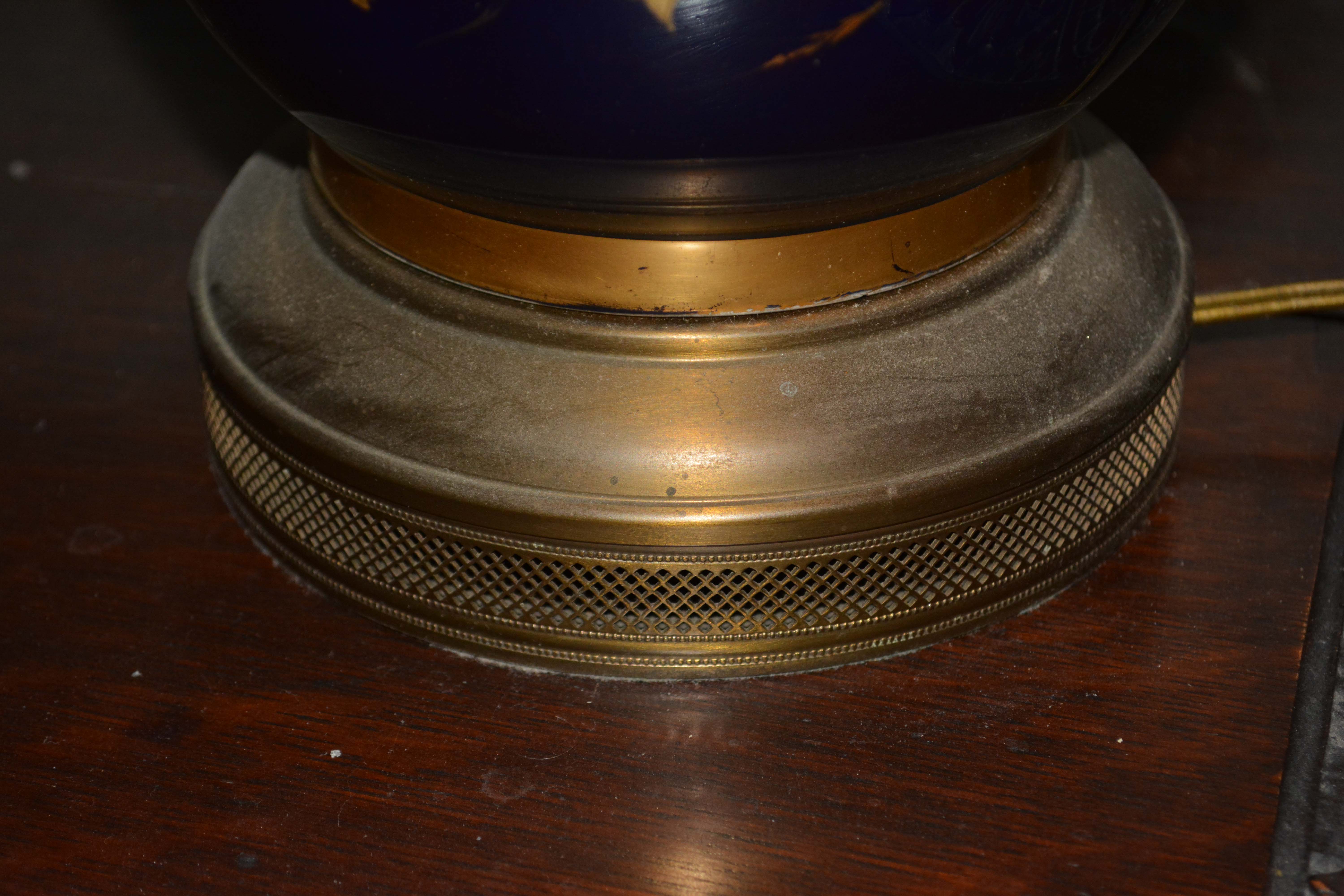 Vintage Cobalt and Gold Urn Table Lamp