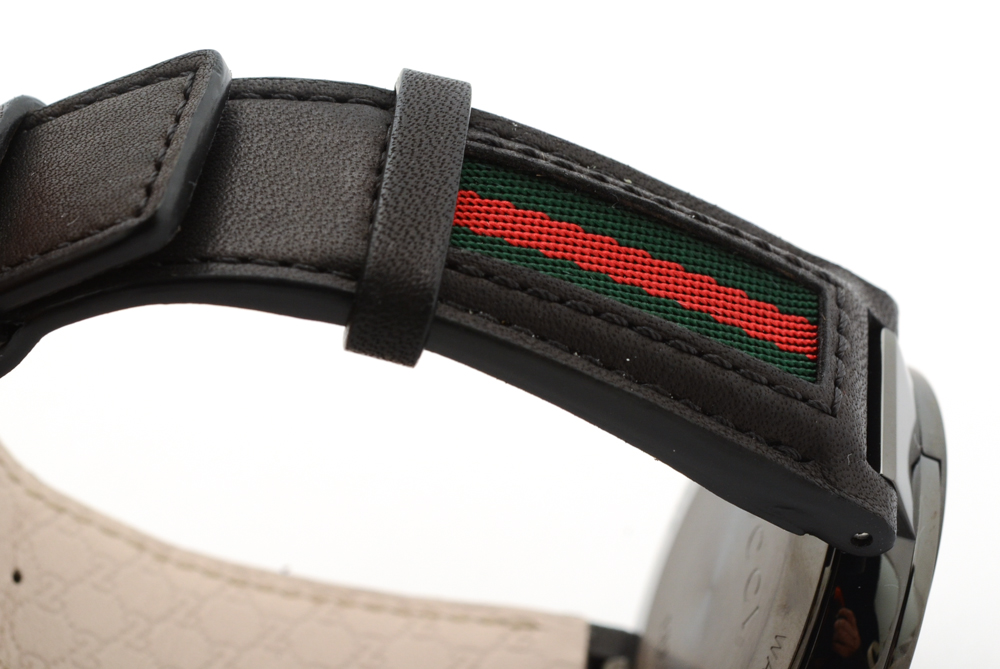 Gucci Watch with Interlocking Logo Bezel