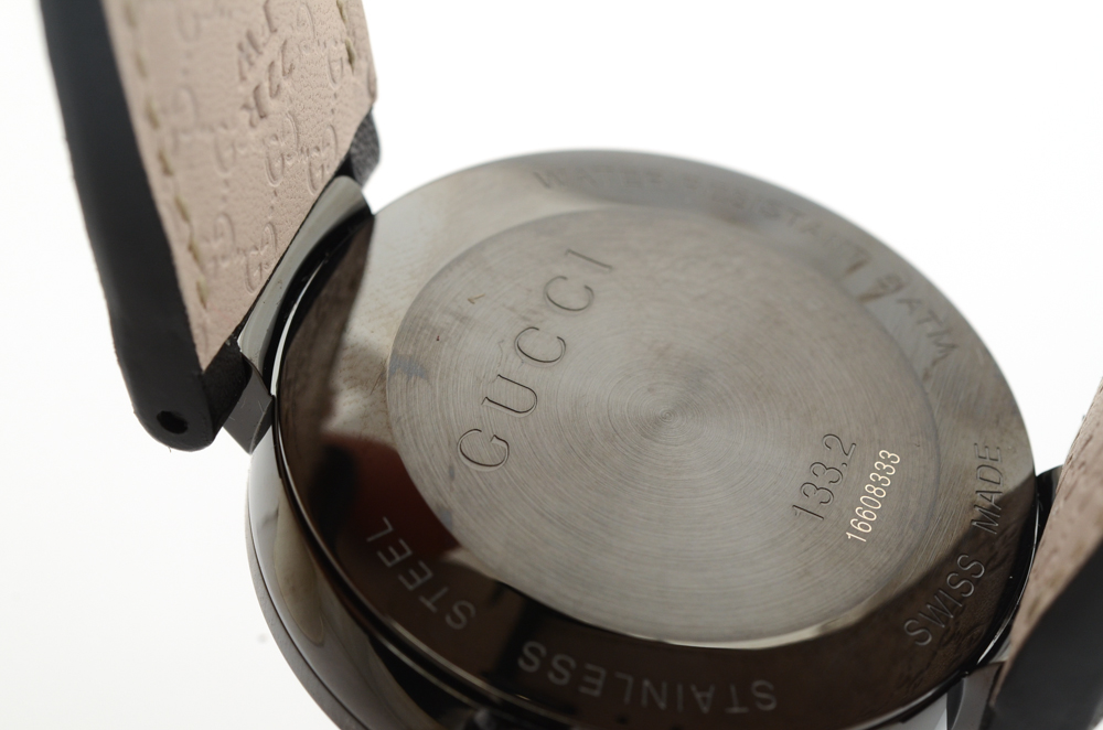 Gucci Watch with Interlocking Logo Bezel