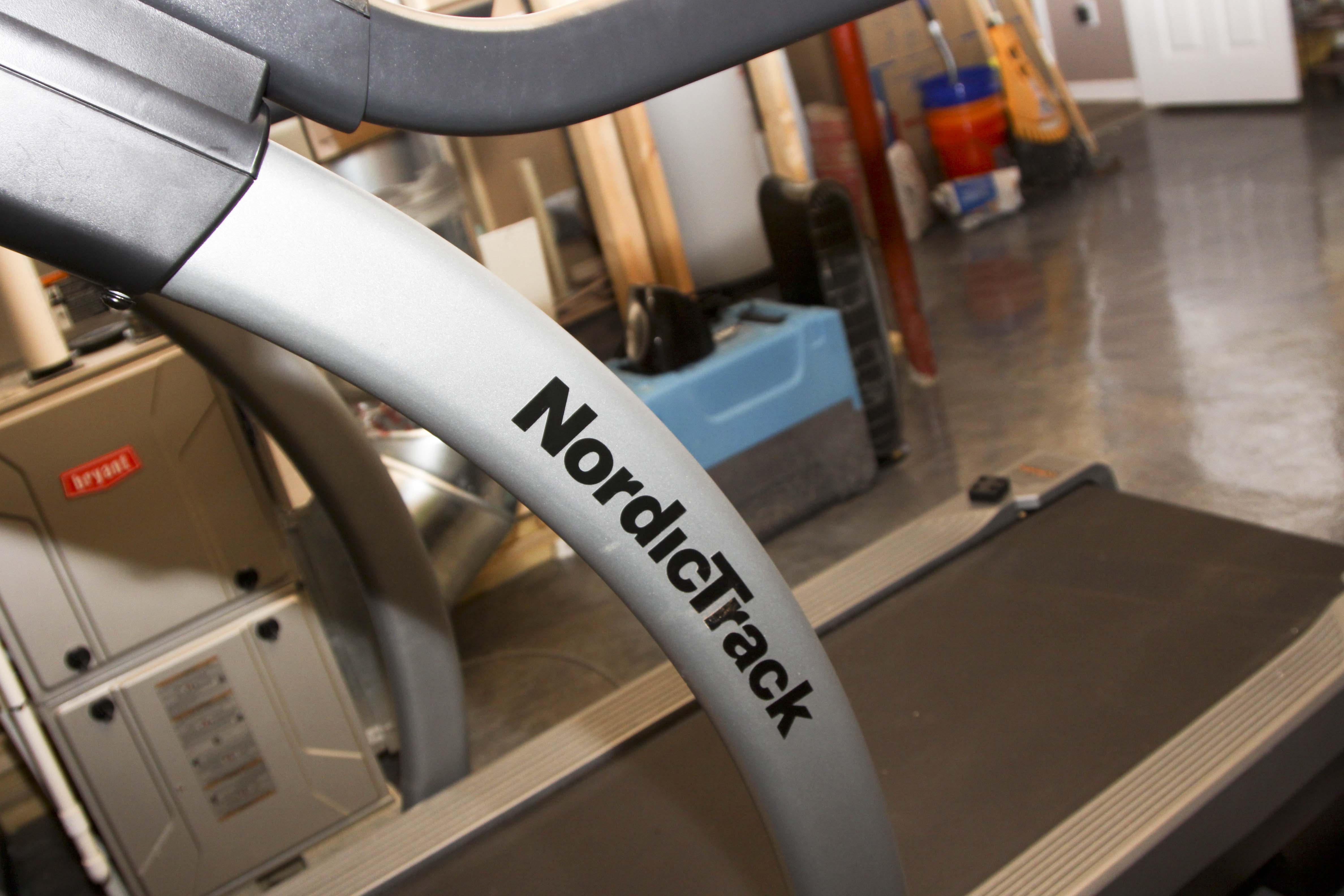 Nordic Track X22i Incline Trainer and Weights