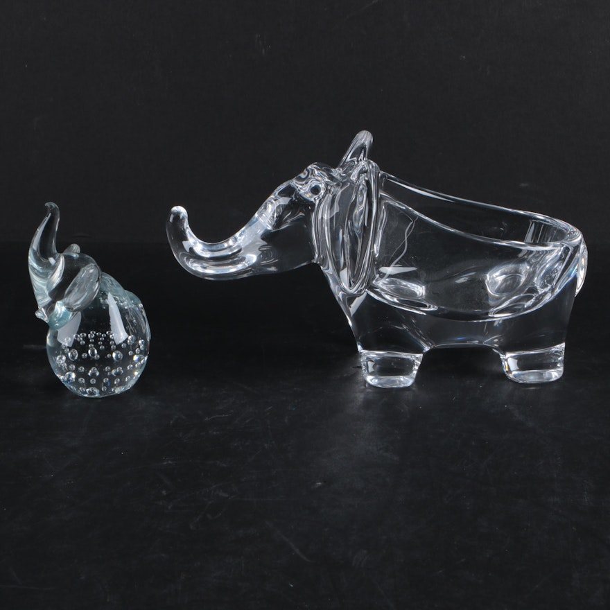 Cristalleries de Vannes-le-Châtel Crystal Elephant Dish with Baby Elephant