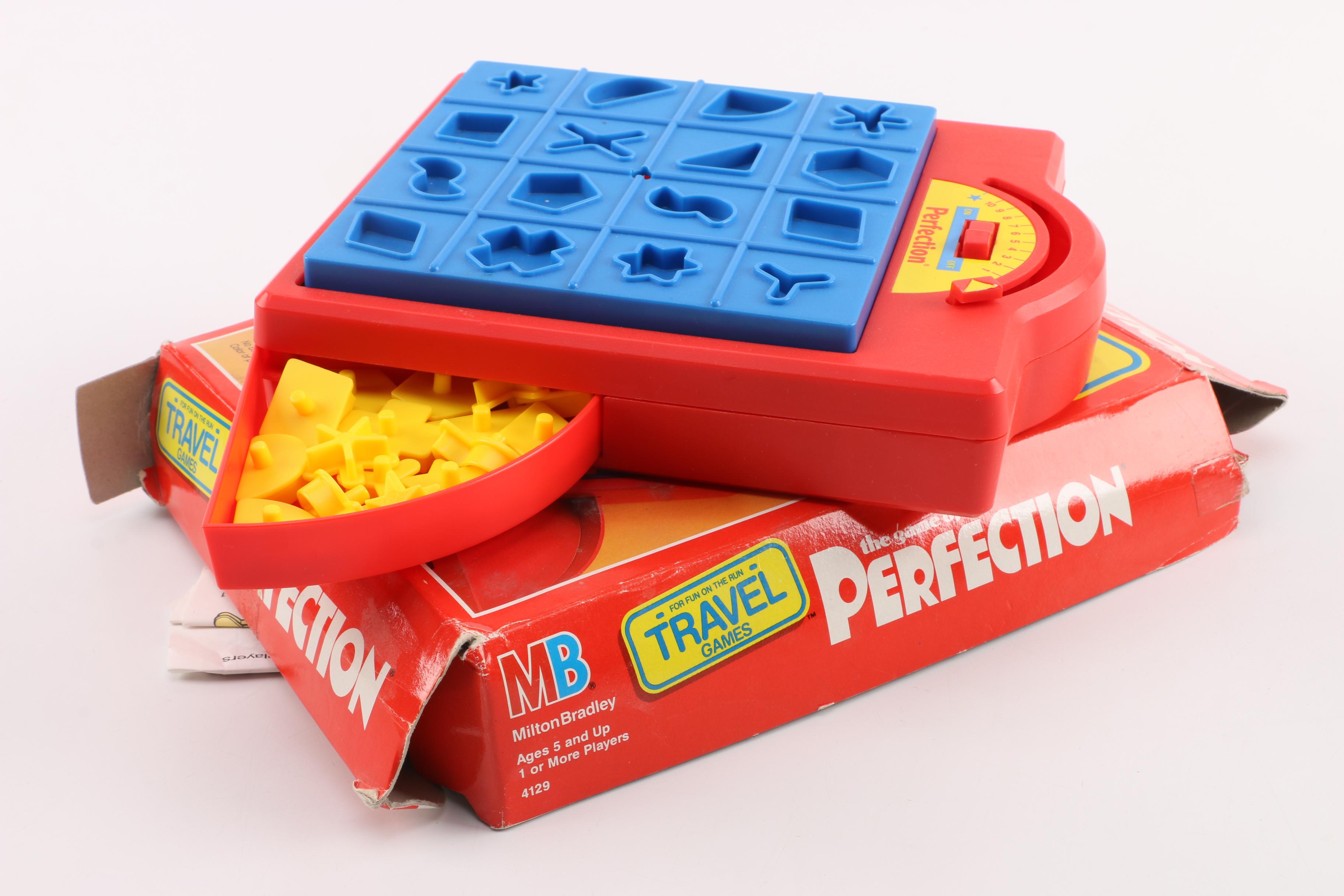 Golden "Trivia Cards Star Trek Edition" and Assorted Board Games