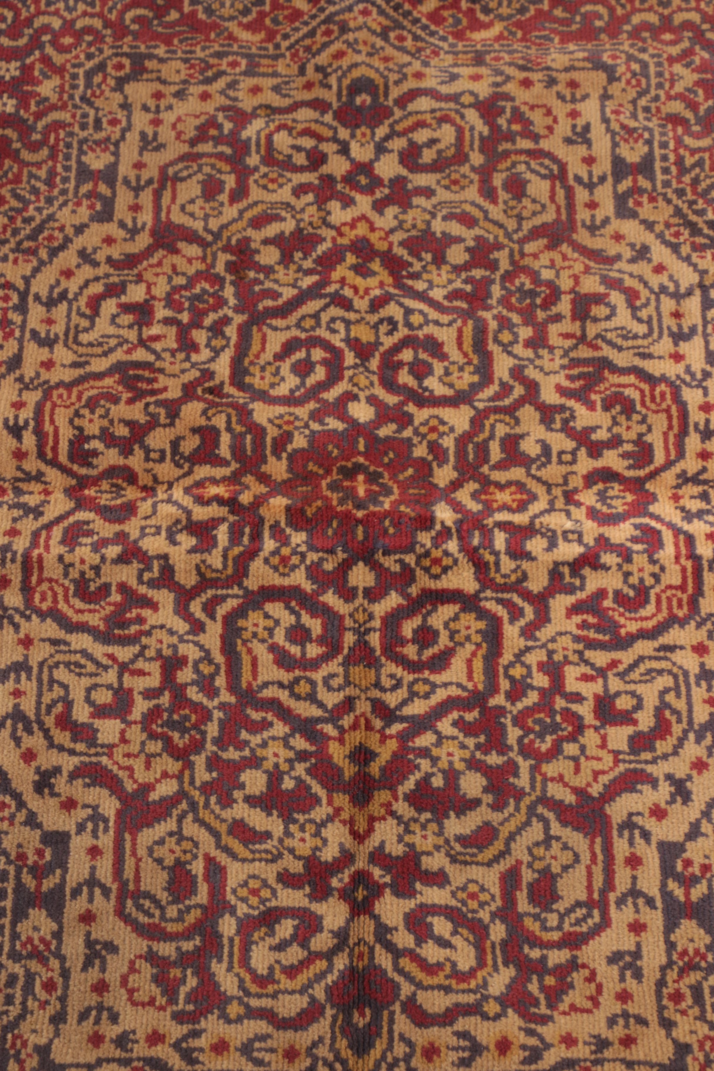 Machine Made Persian Style Accent Rug
