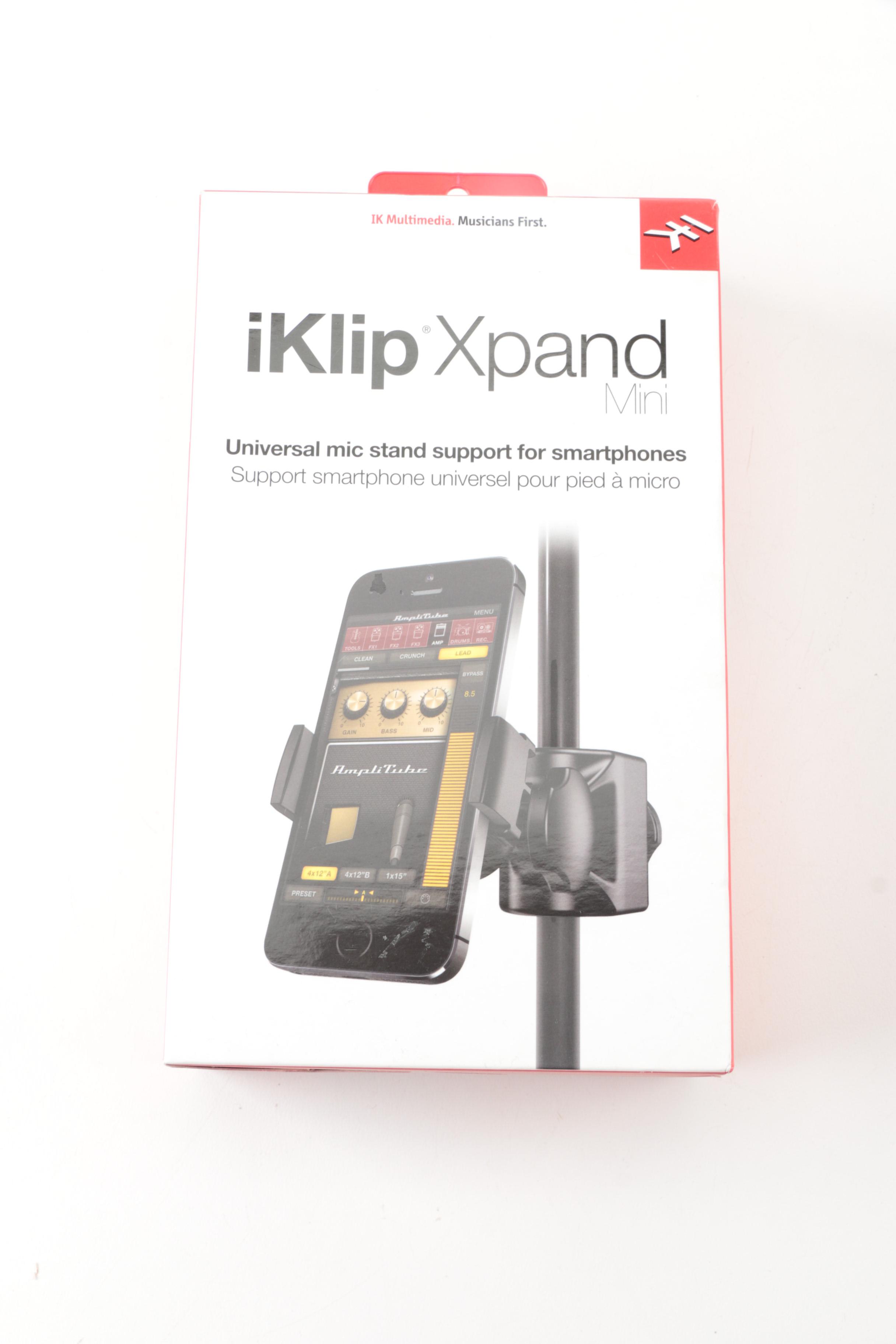 Apple 16GB iPod Touch with Behringer Headphones and Accessories