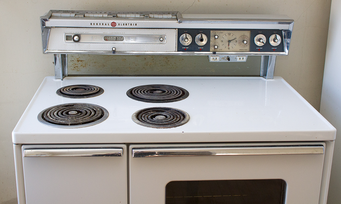 Vintage 1950's General Electric Stove