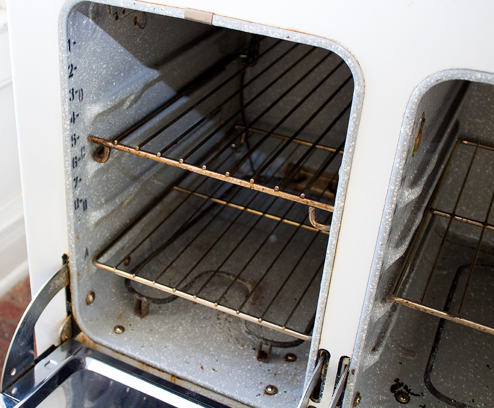 Vintage 1950's General Electric Stove