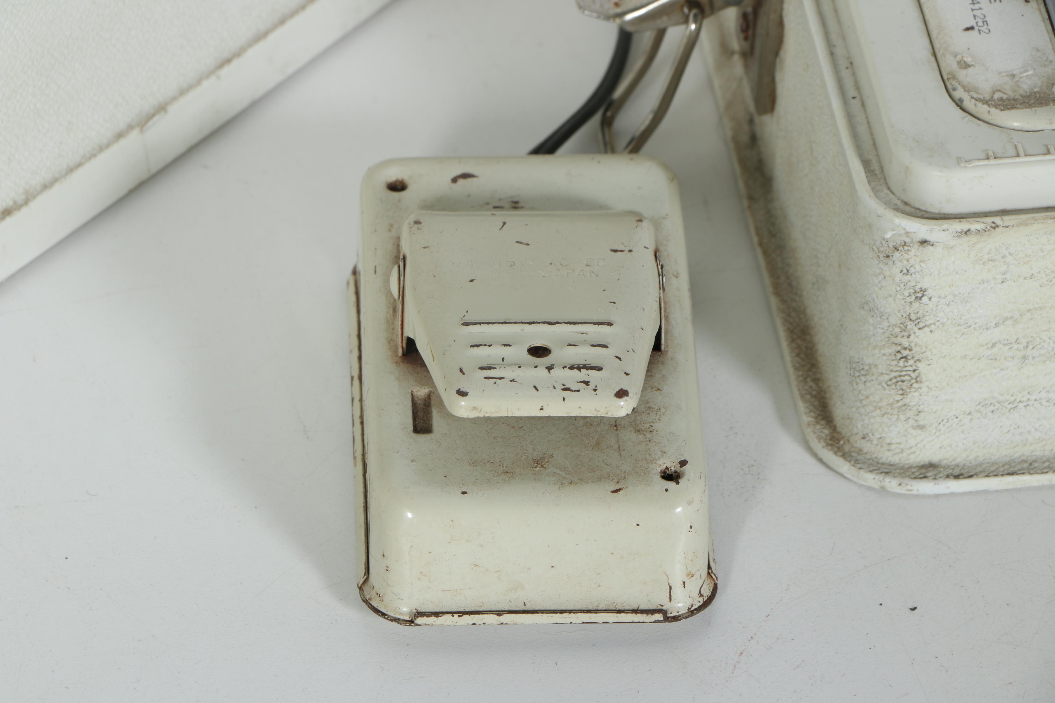 Vogue Stitch Model 780 Sewing Machine