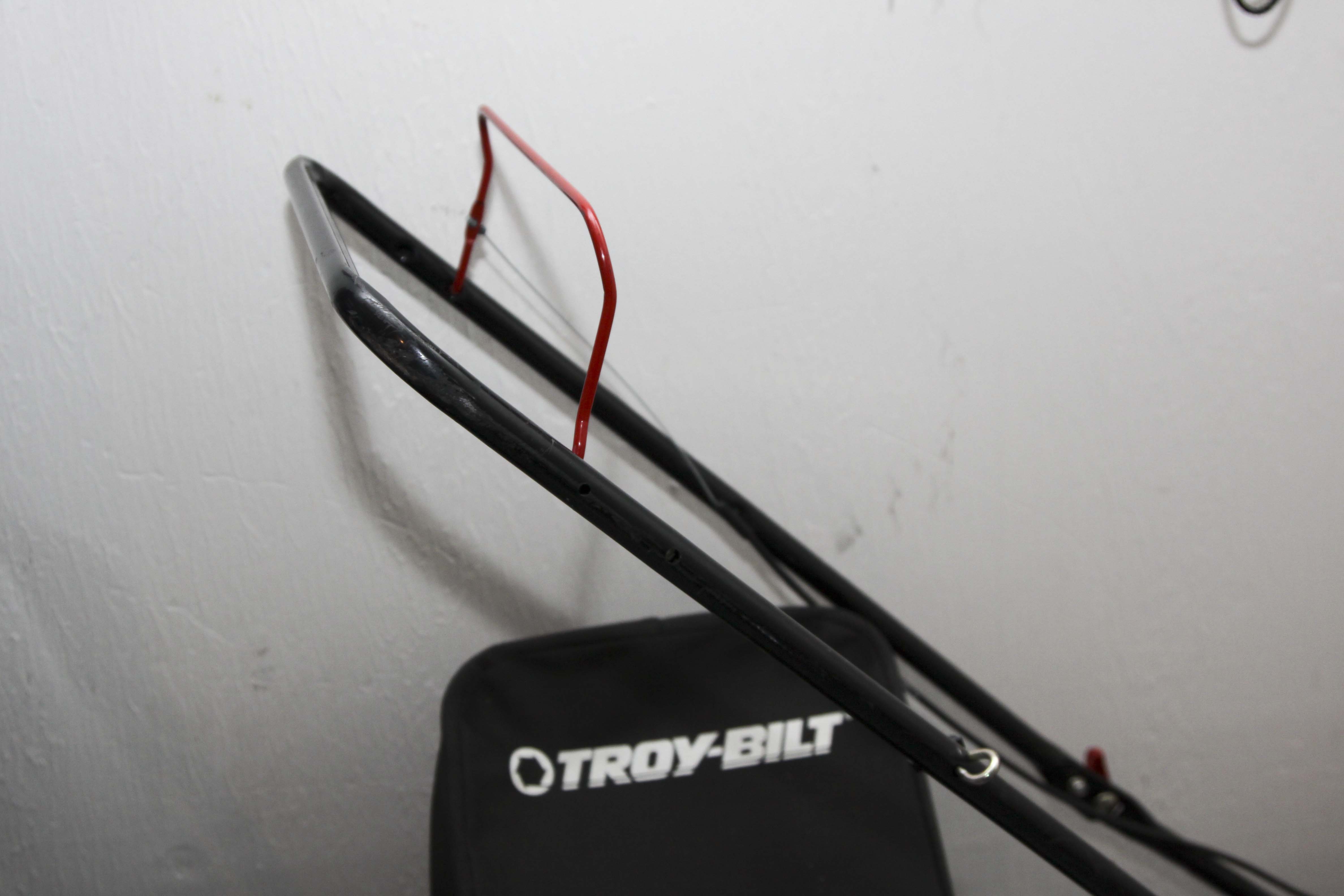 TROY-BILT Push Lawn Mower with Leaf Catcher Bag