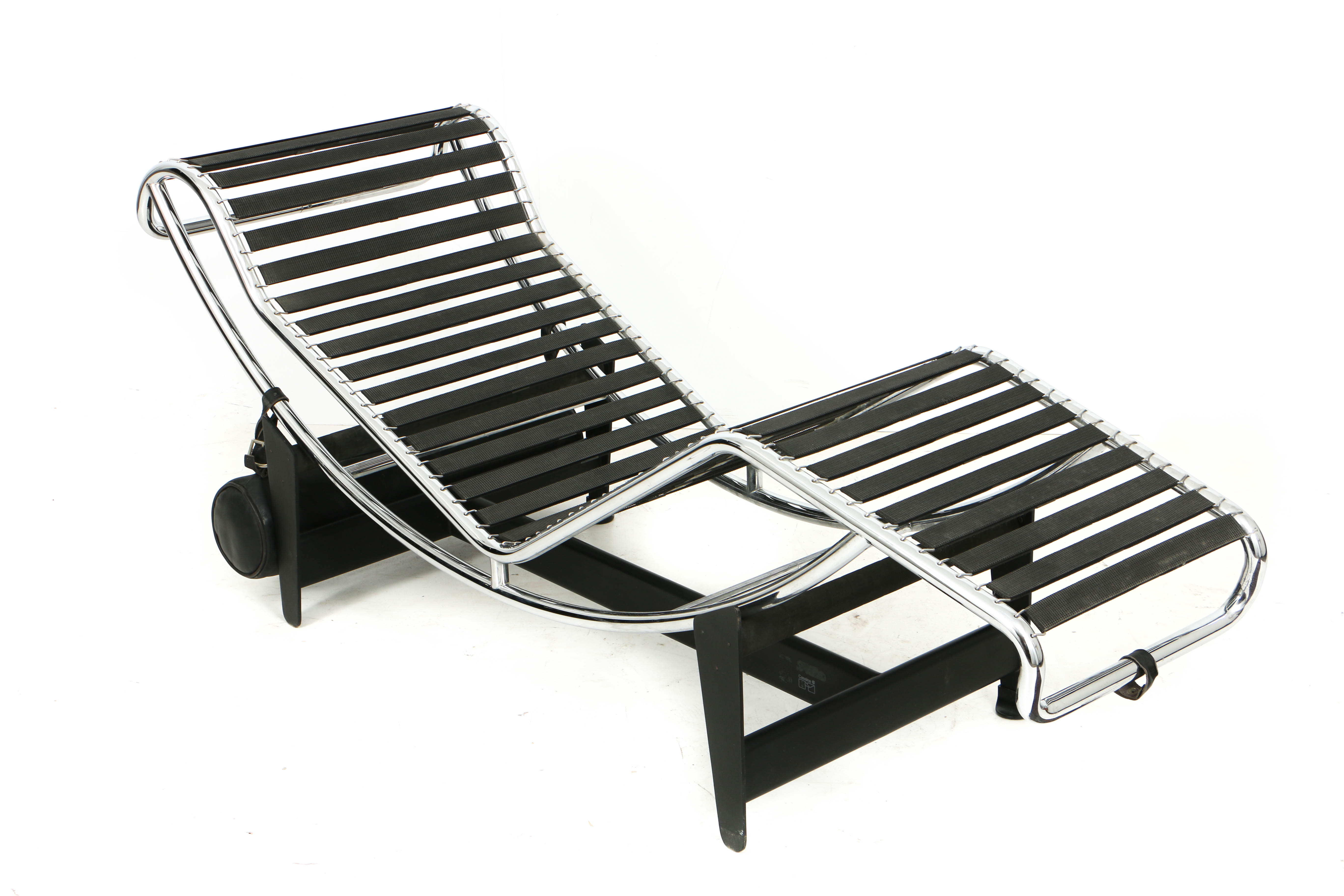 Vintage Modernist "LC4" Chaise Lounge Chair by Le Corbusier for Cassina