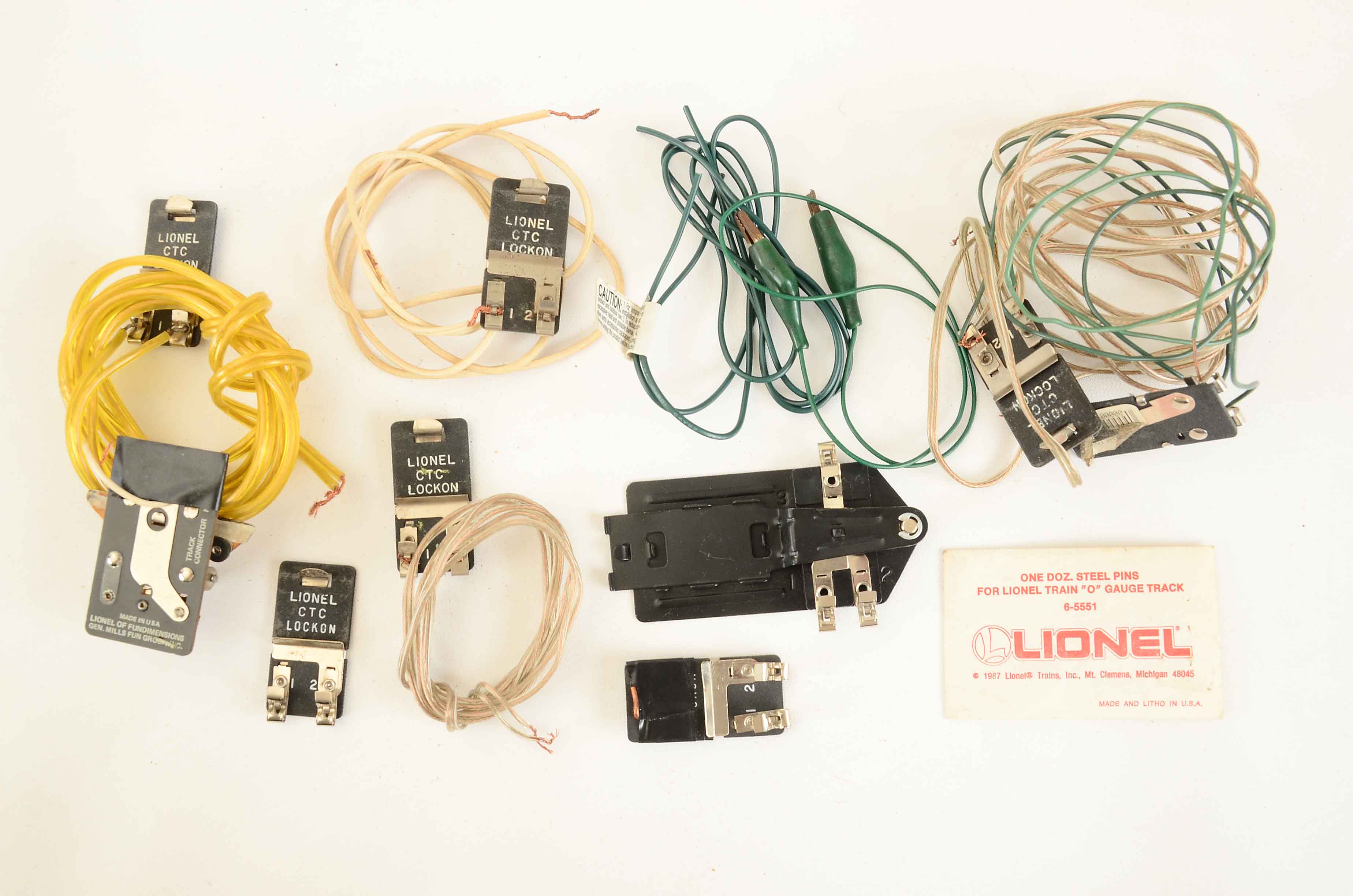Lionel Track Accessories Transformer and O Gauge Track