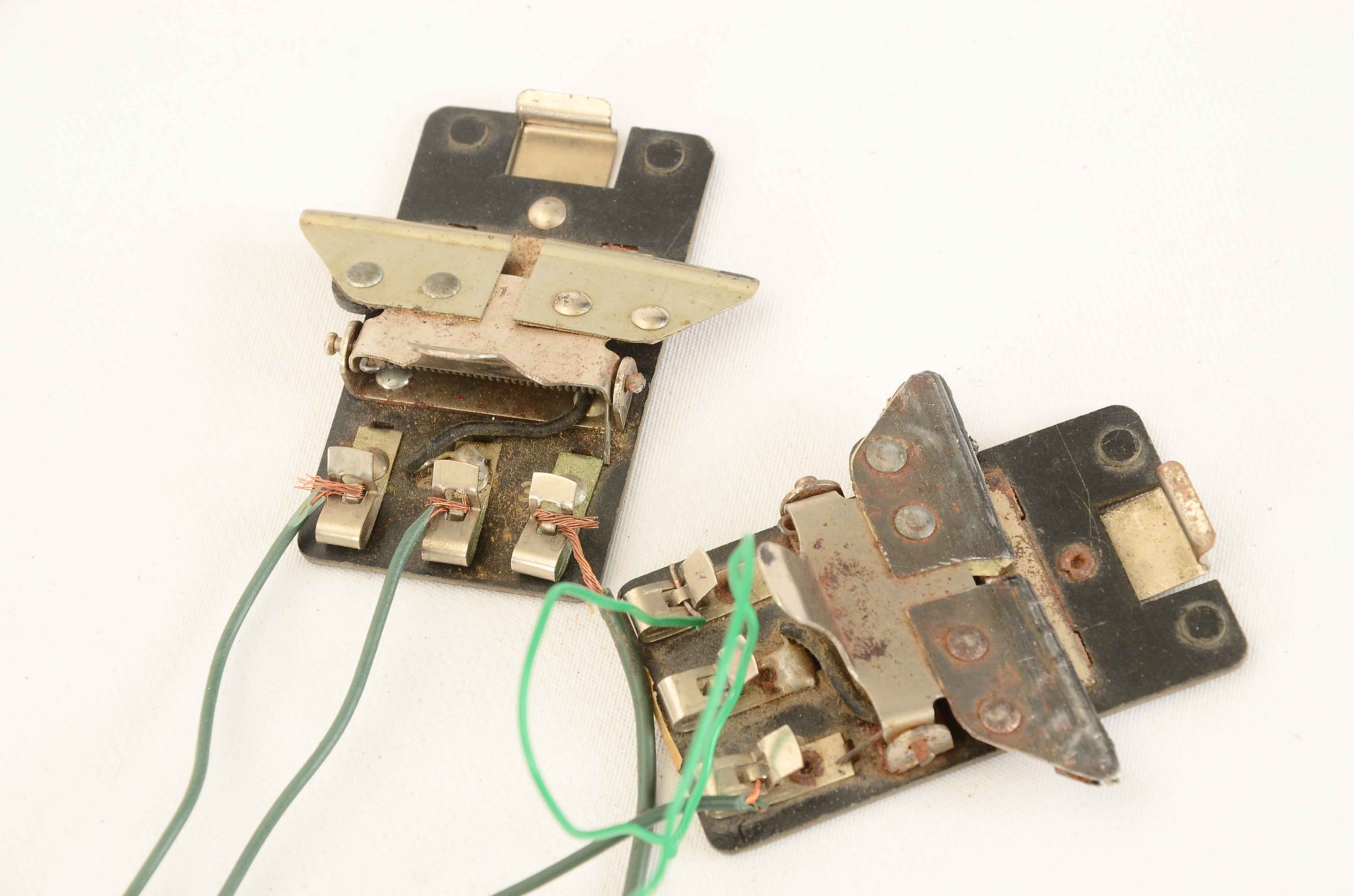 Lionel Track Accessories Transformer and O Gauge Track