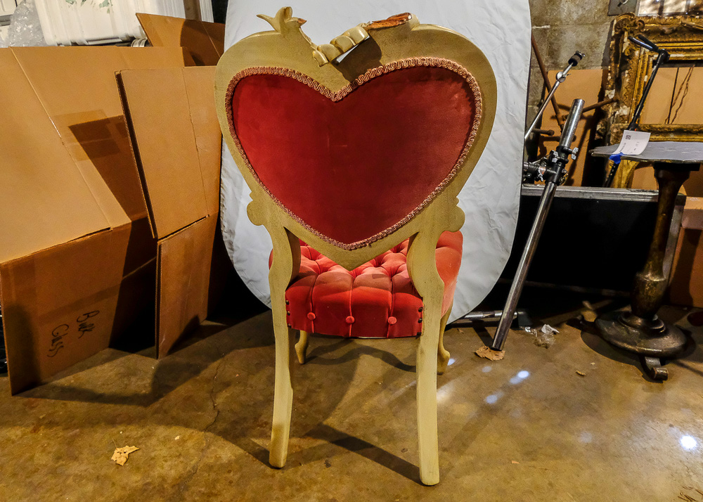 Victorian Style Tufted Heart Chair