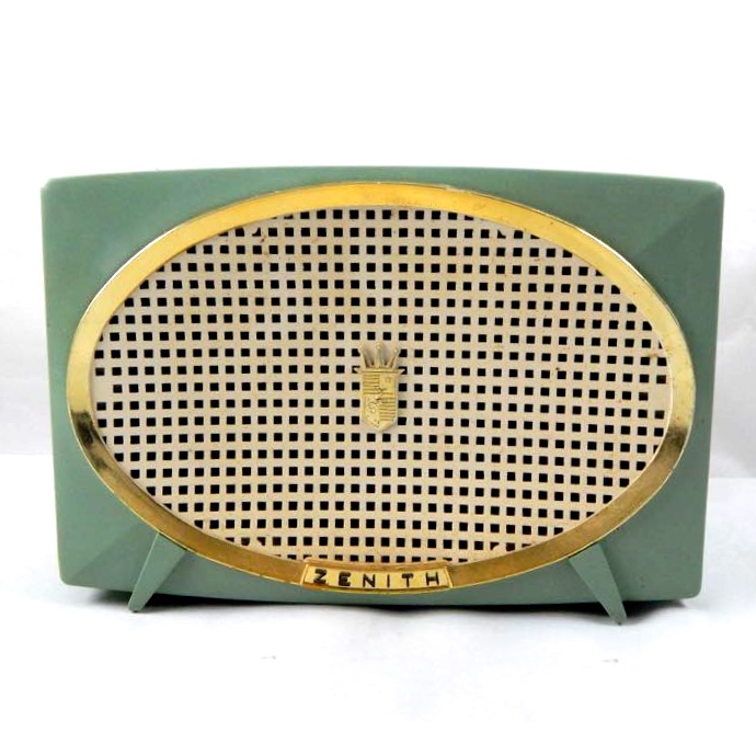 Vintage Zenith Long Distance Radio S-23660