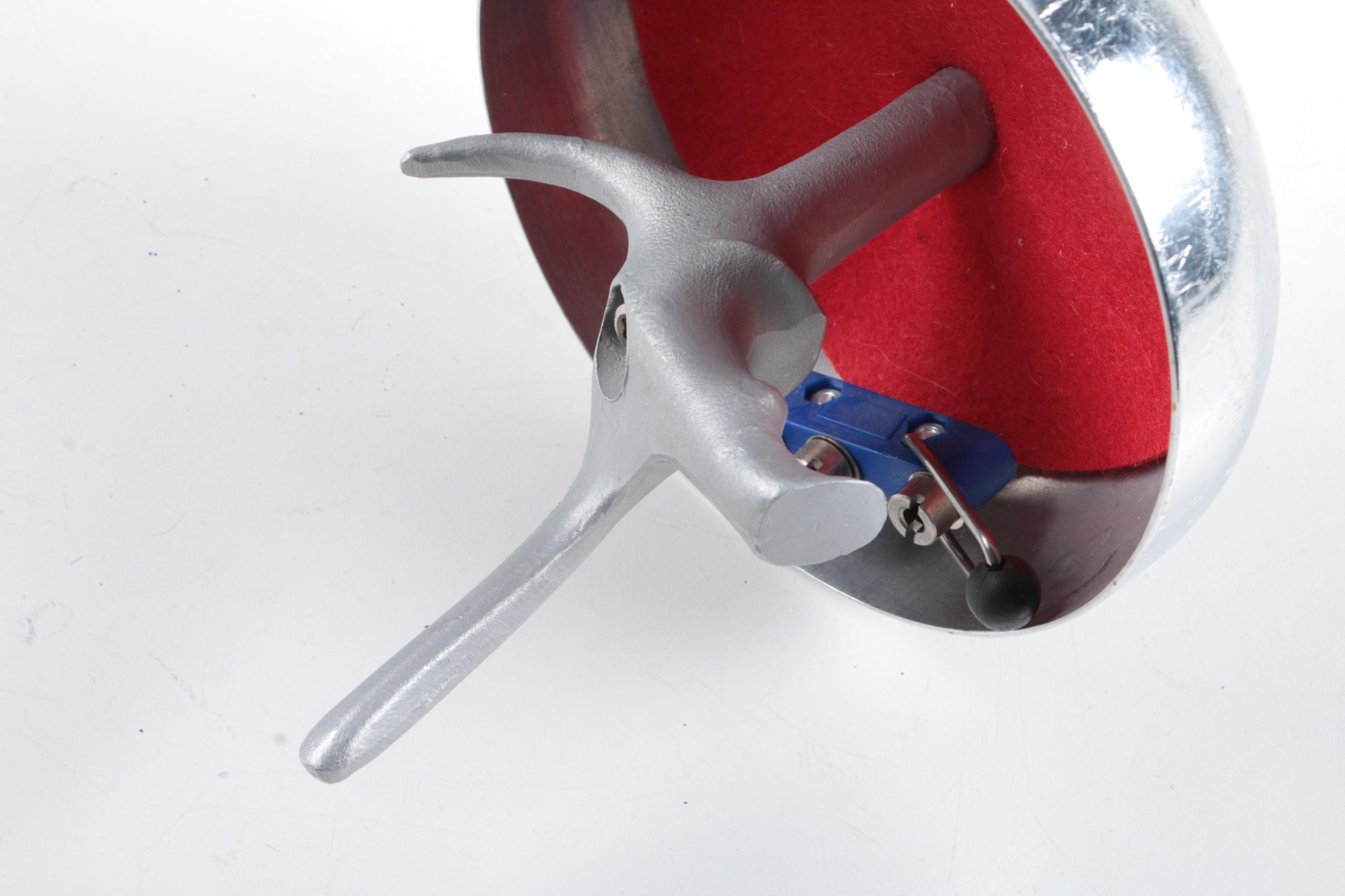 Uhlmann Fencing Mask with Foil and Duffel Bag