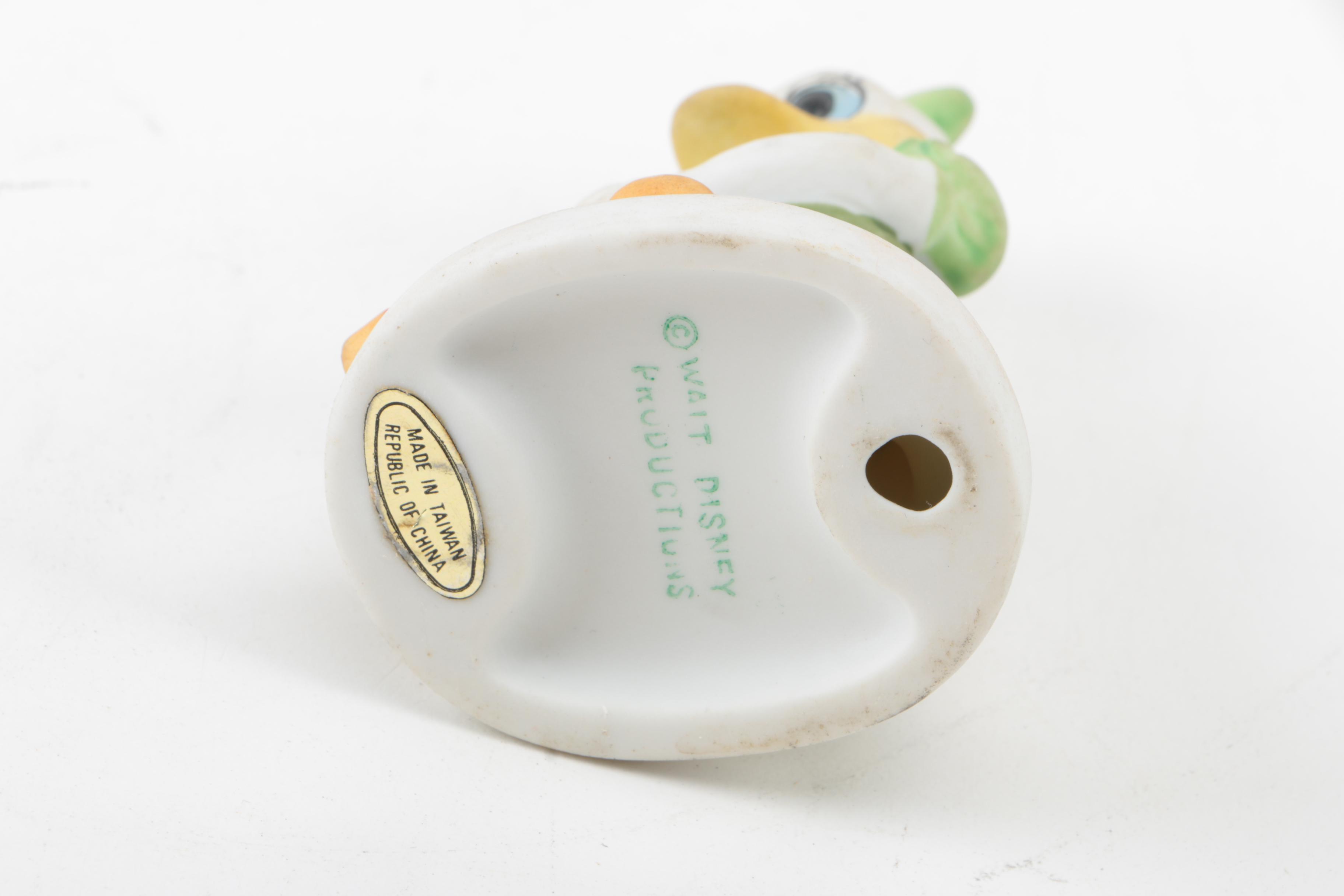 Vintage Walt Disney Productions Croquet Daisy Ducky Figurine