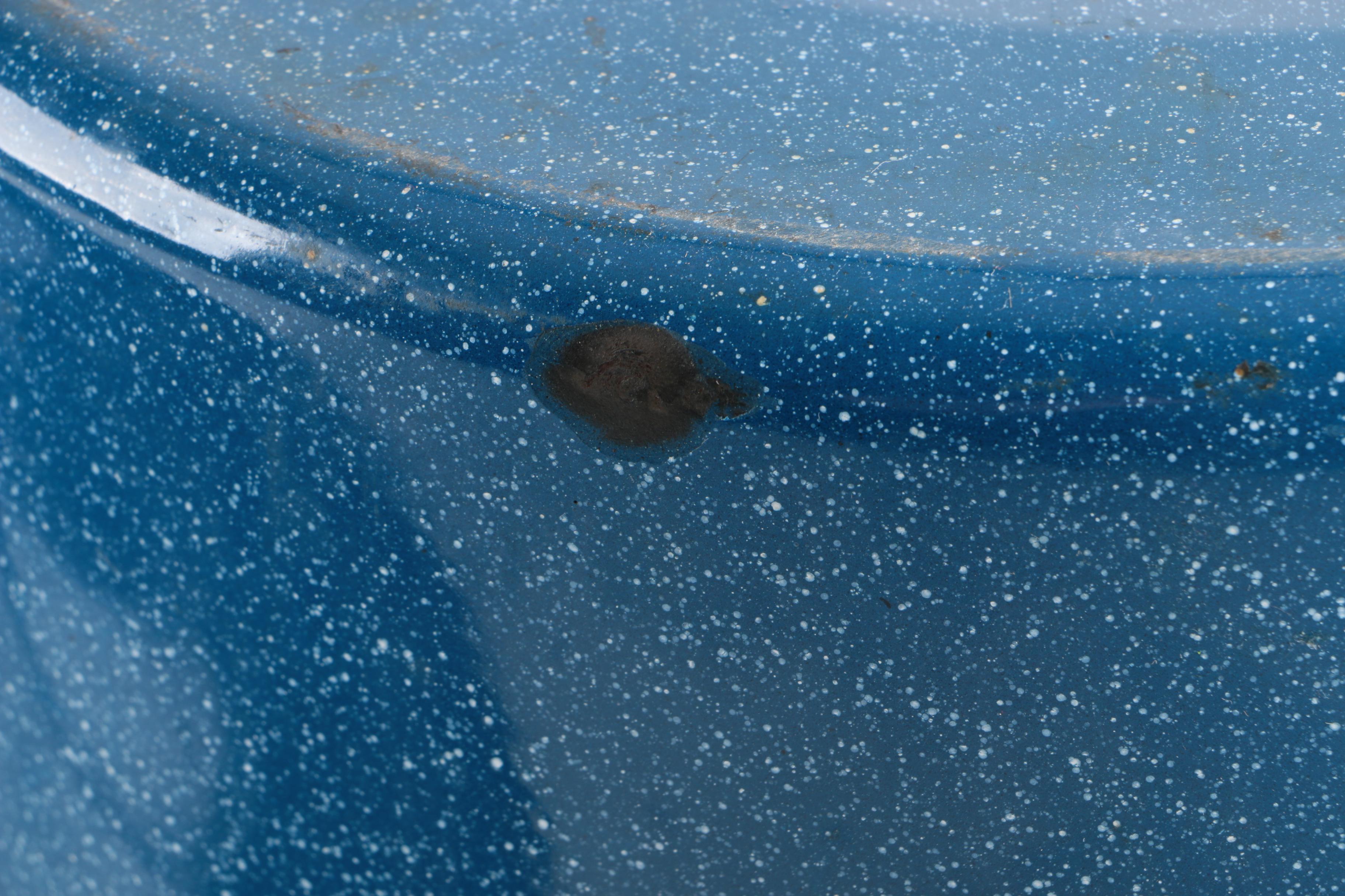 Vintage Enameled Stock Pot