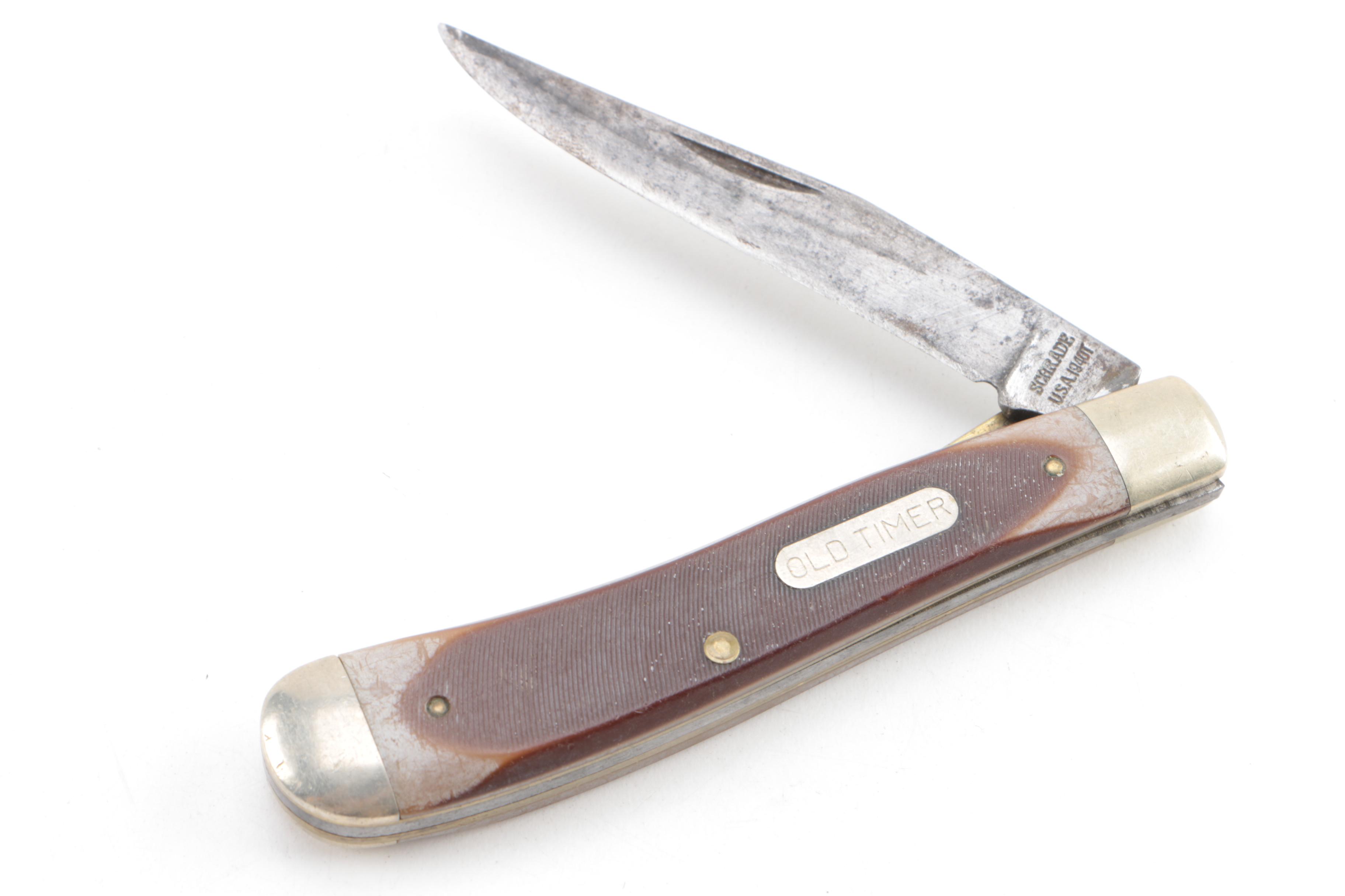 Fixed Blade and Pocket Knives