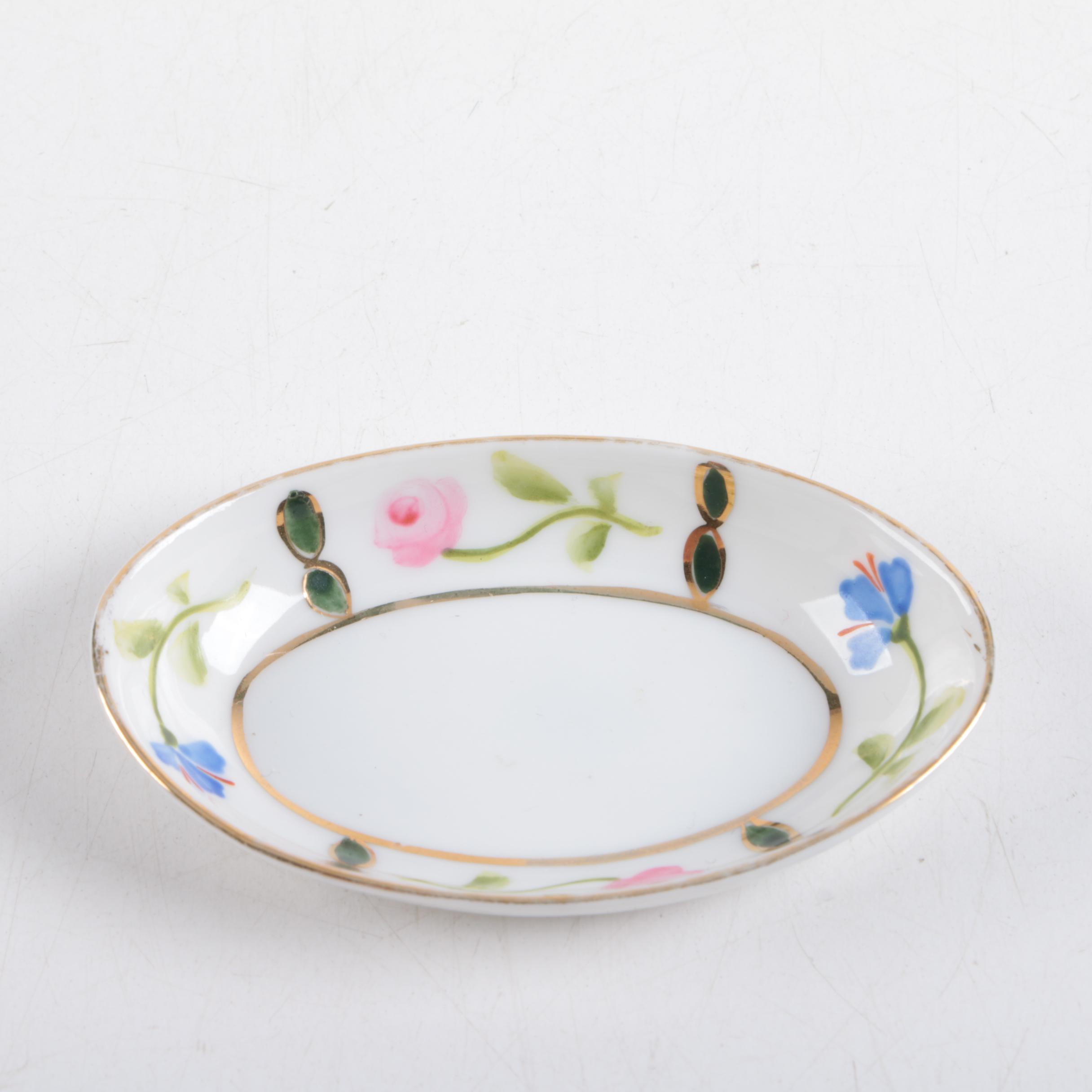 Lusterware and Glass Serveware Featuring Noritake