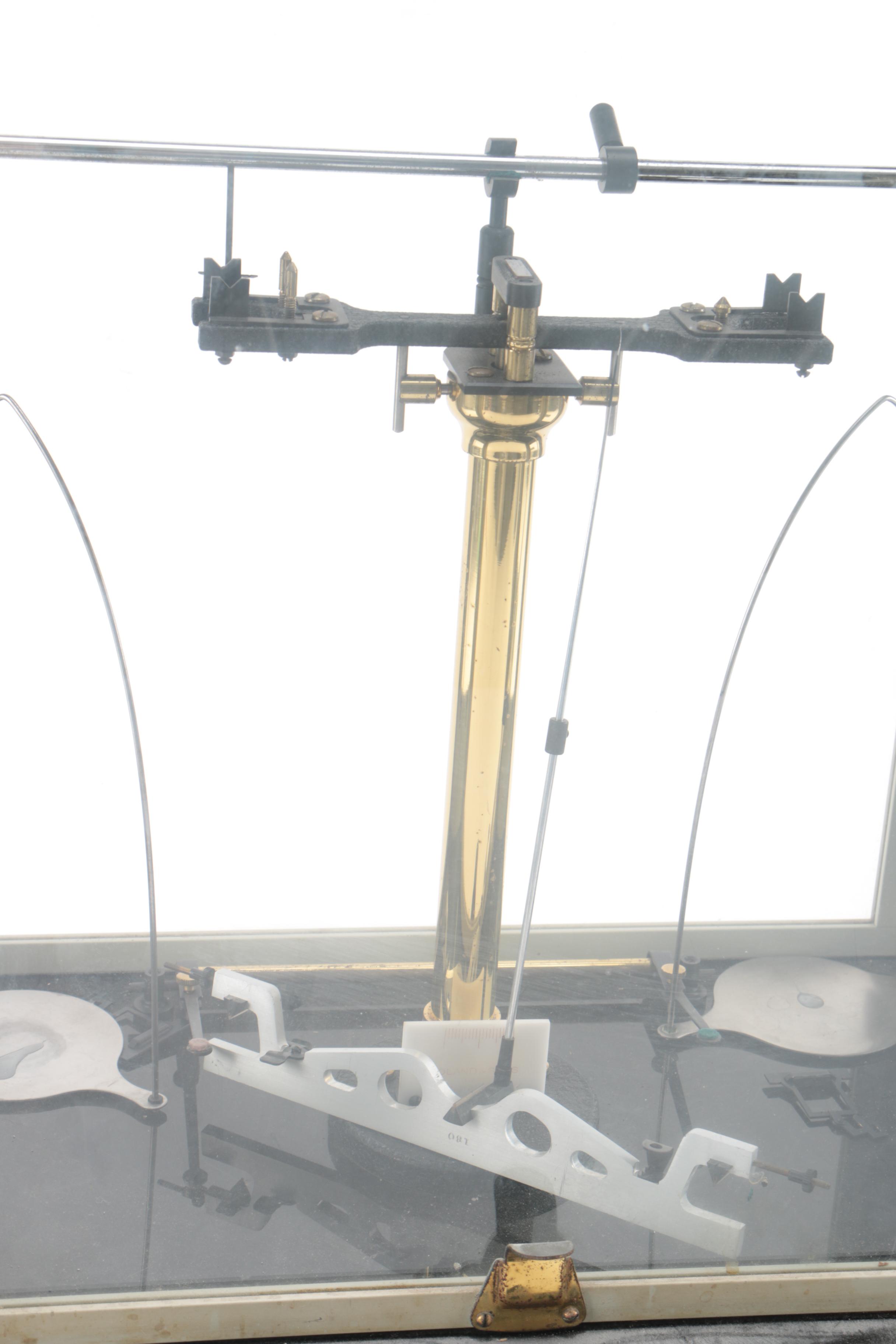 Vintage Braun Analytical Balance