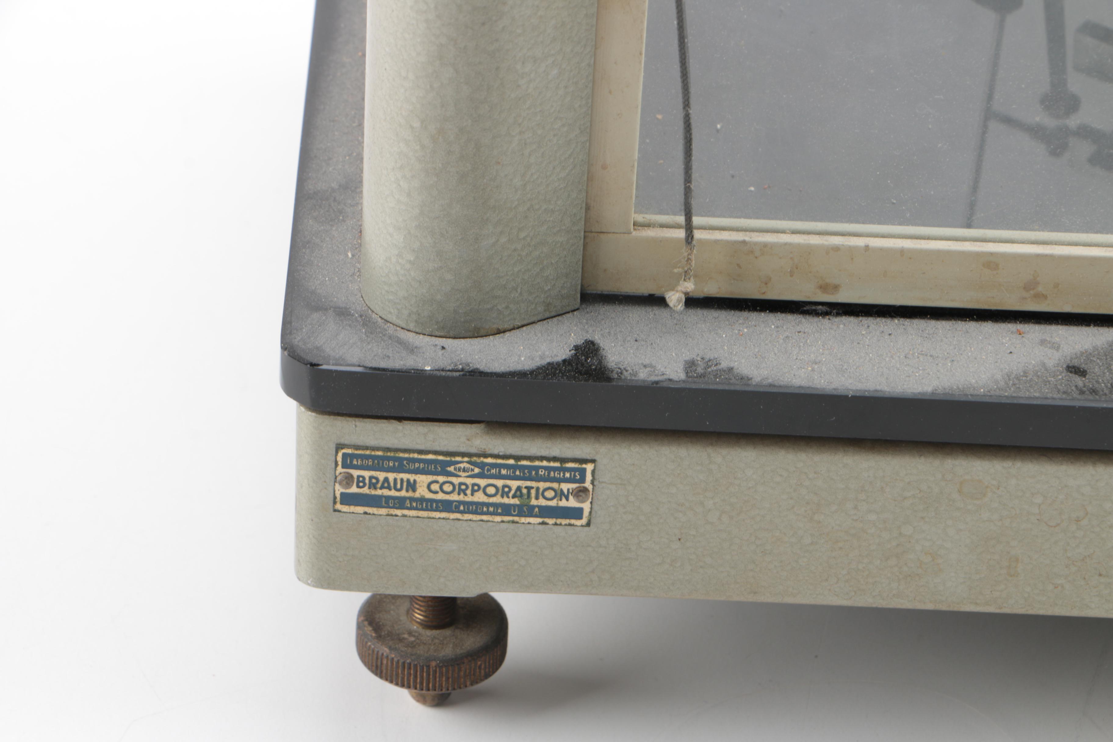 Vintage Braun Analytical Balance