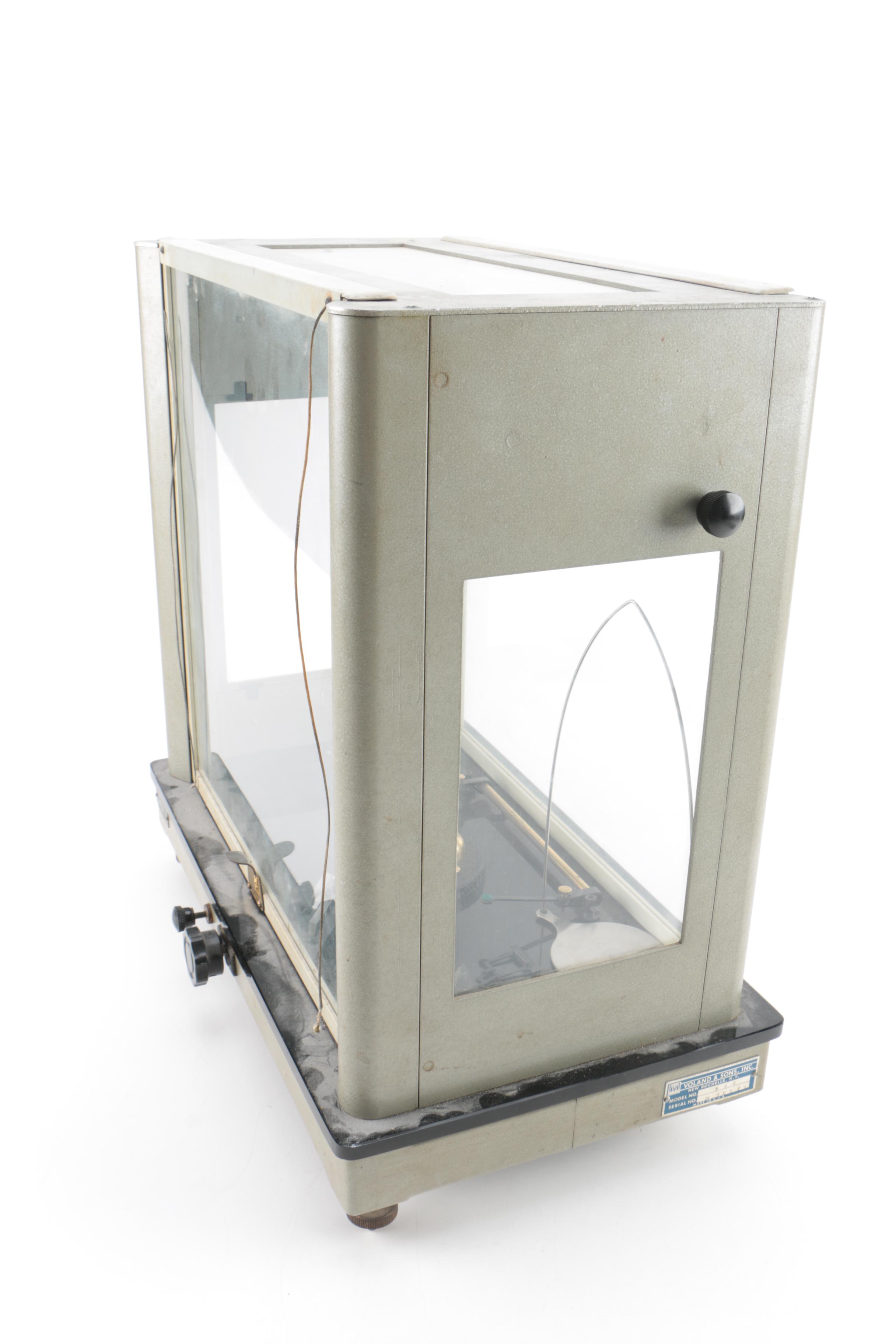 Vintage Braun Analytical Balance