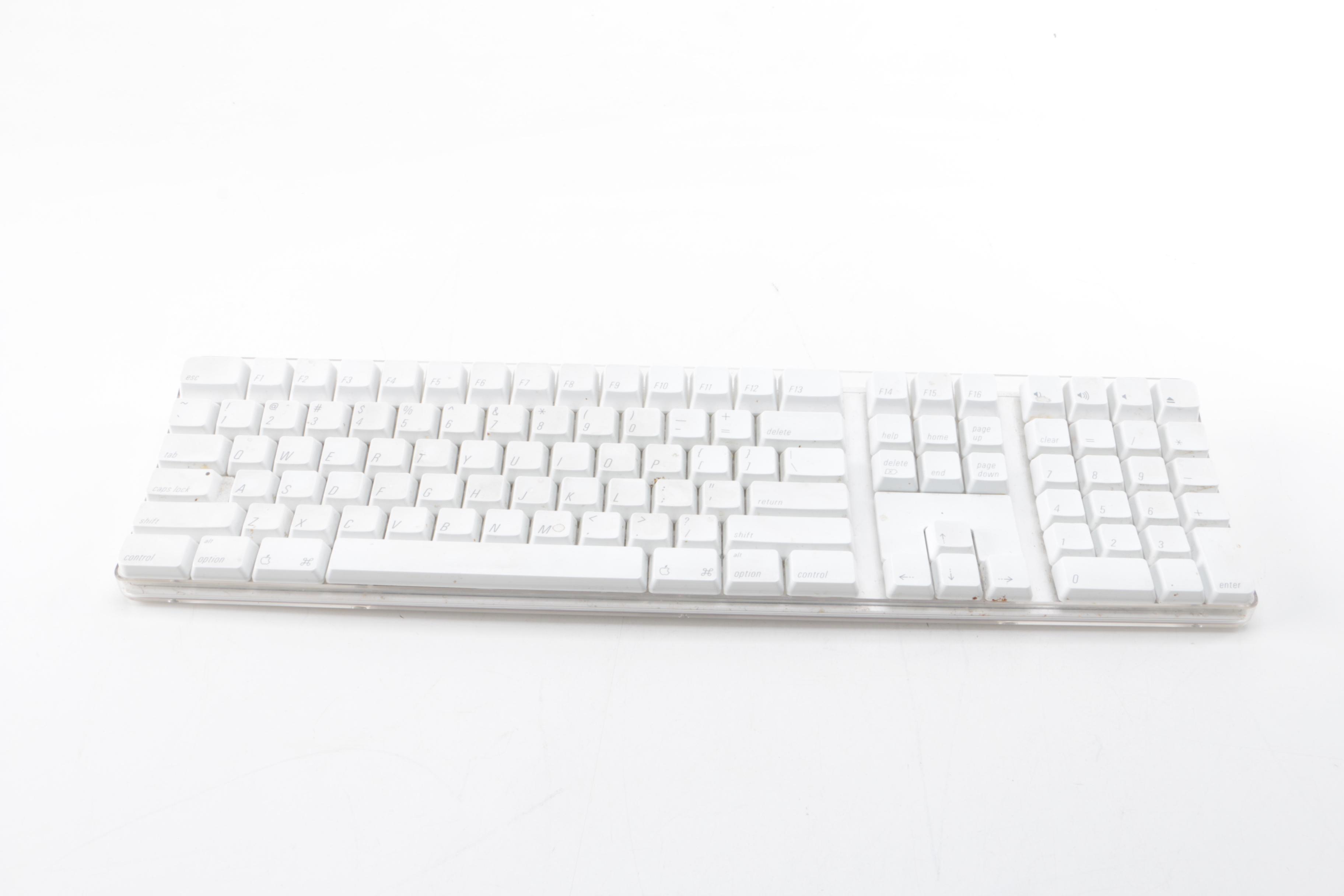 Apple 20" iMac, Wireless Keyboard and Mouse