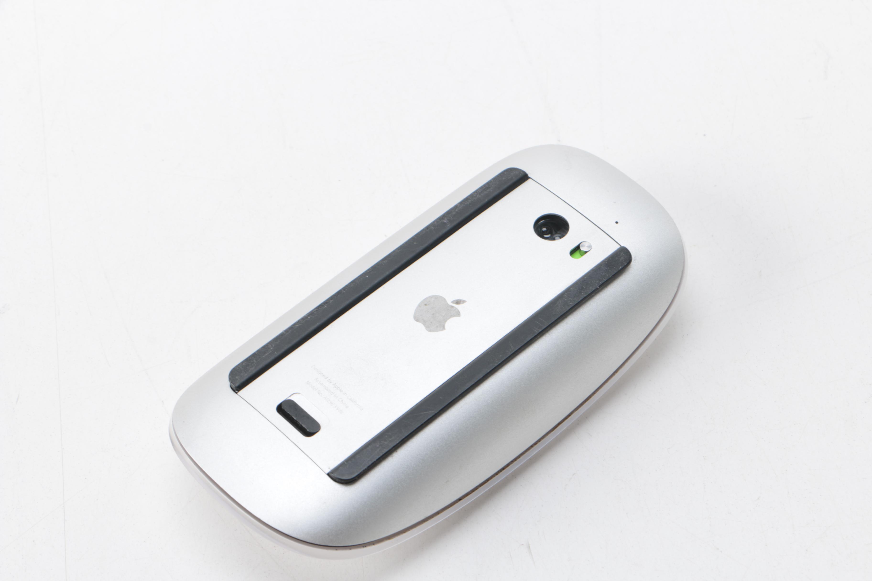 Apple 20" iMac, Wireless Keyboard and Mouse