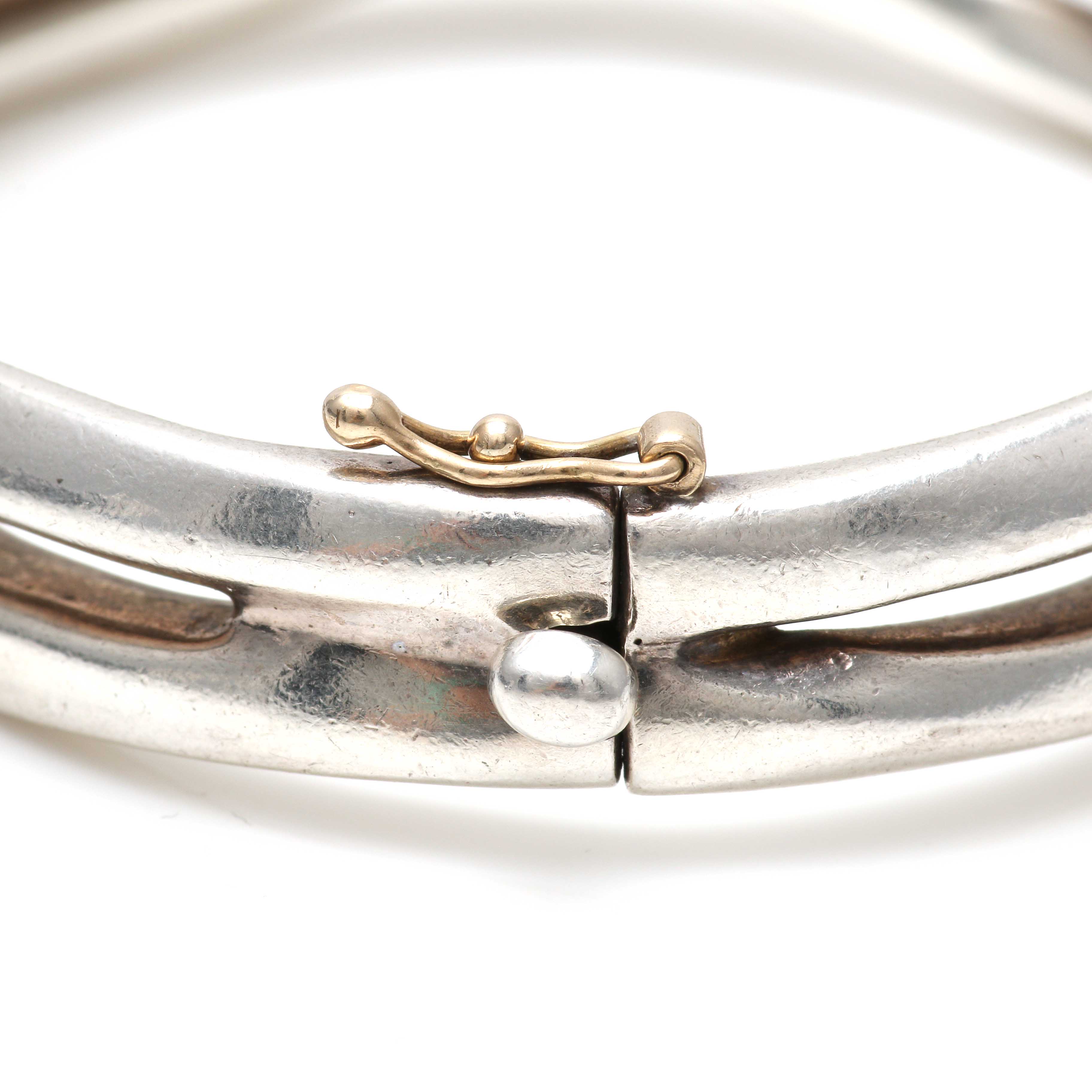Mexican Sterling Silver Crossover Hinged Bangle Bracelet